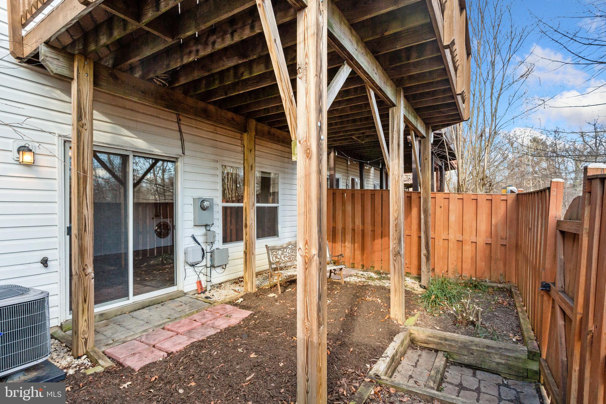 KINGSTOWNE - Residential