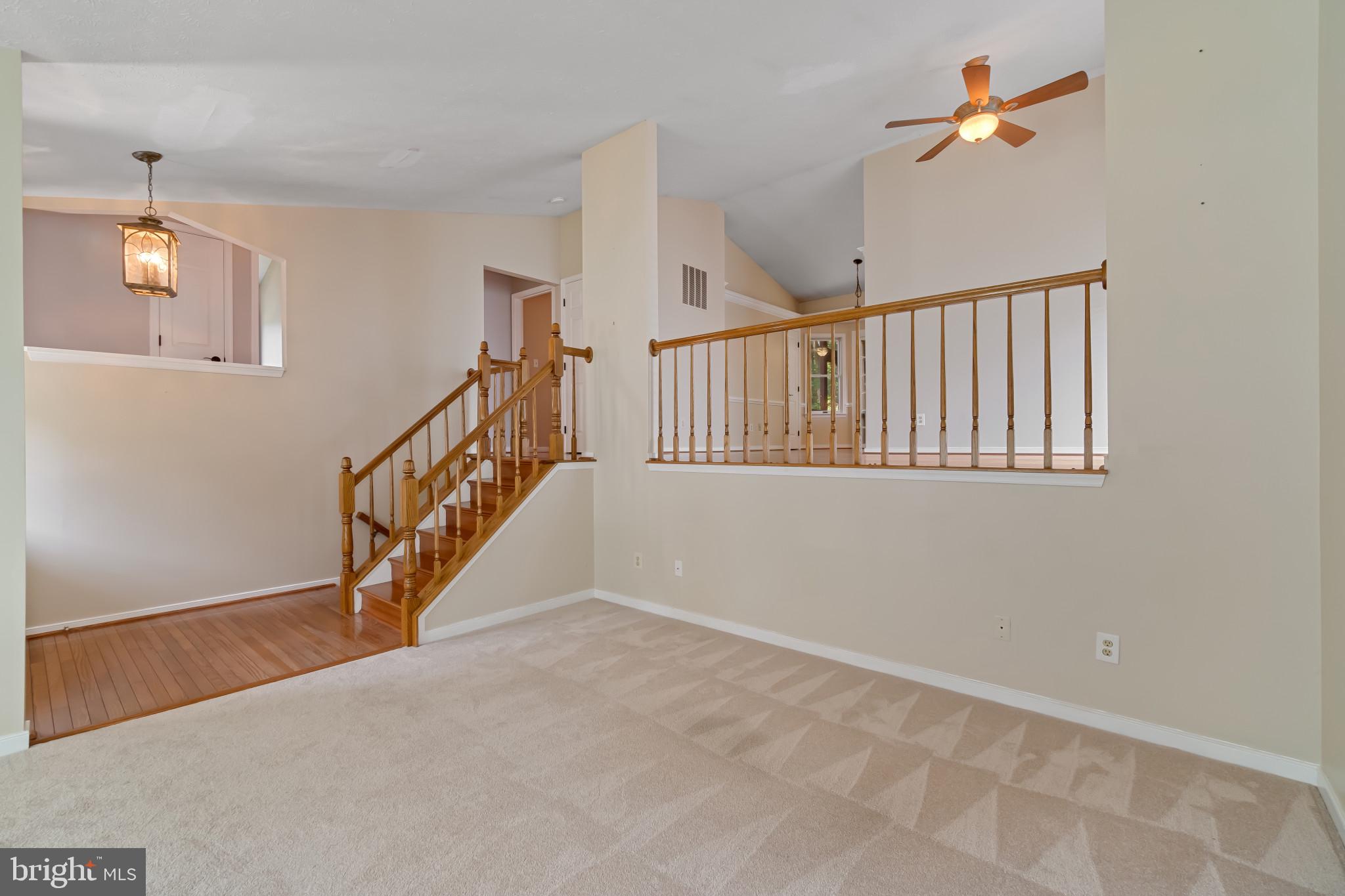 422 DELLCREST DRIVE