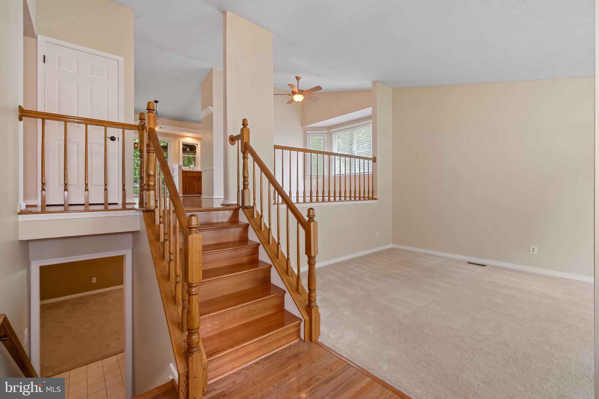 422 DELLCREST DRIVE