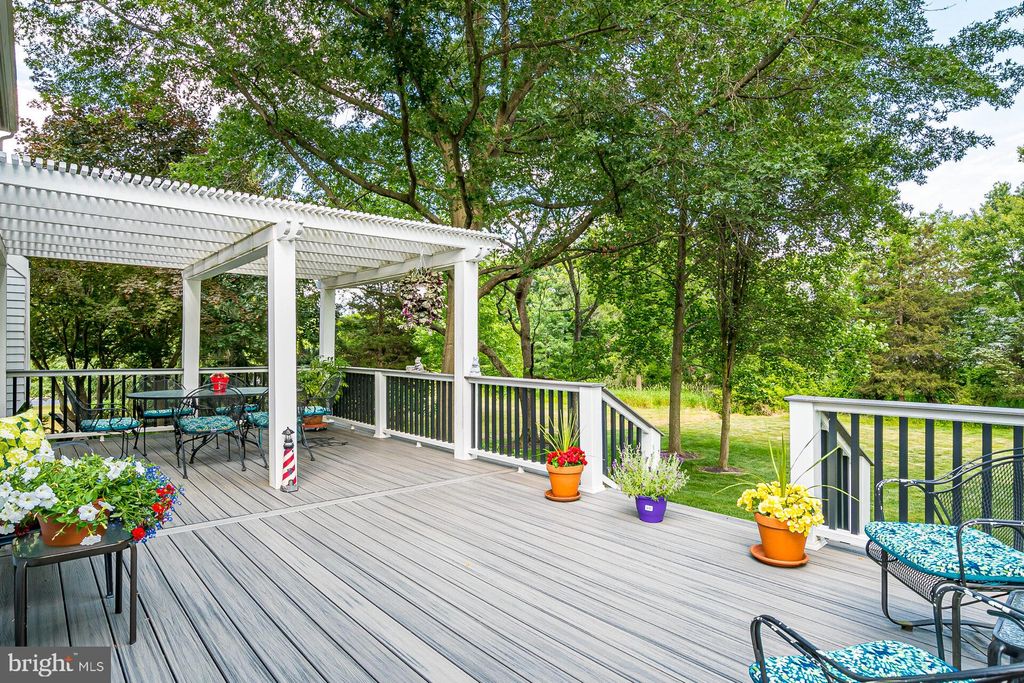 Photo of 3 Clinton Court, KENDALL PARK, NJ 08824 (MLS # NJMX2010726)