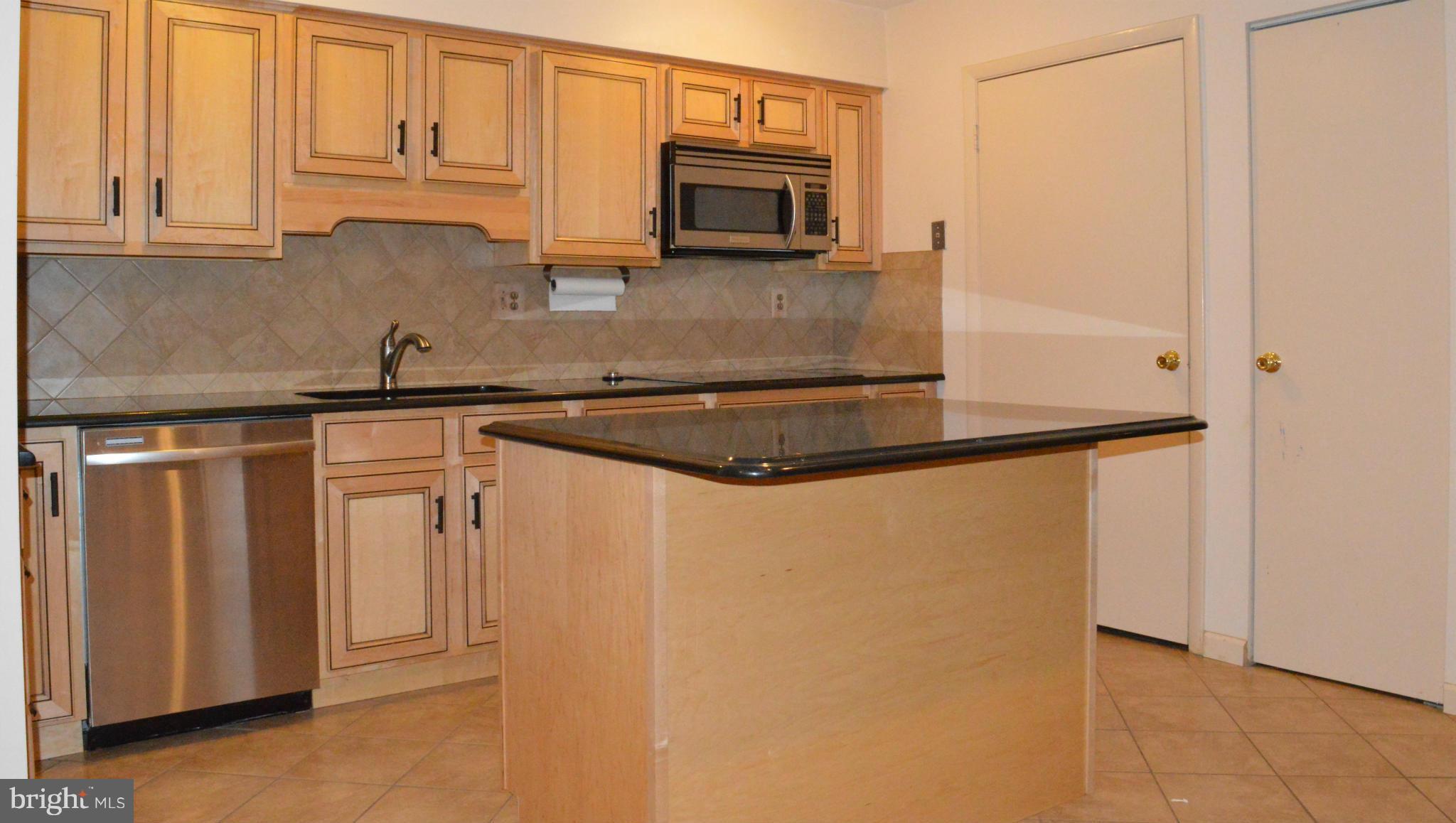 LODGE AT MCDONGH - Residential