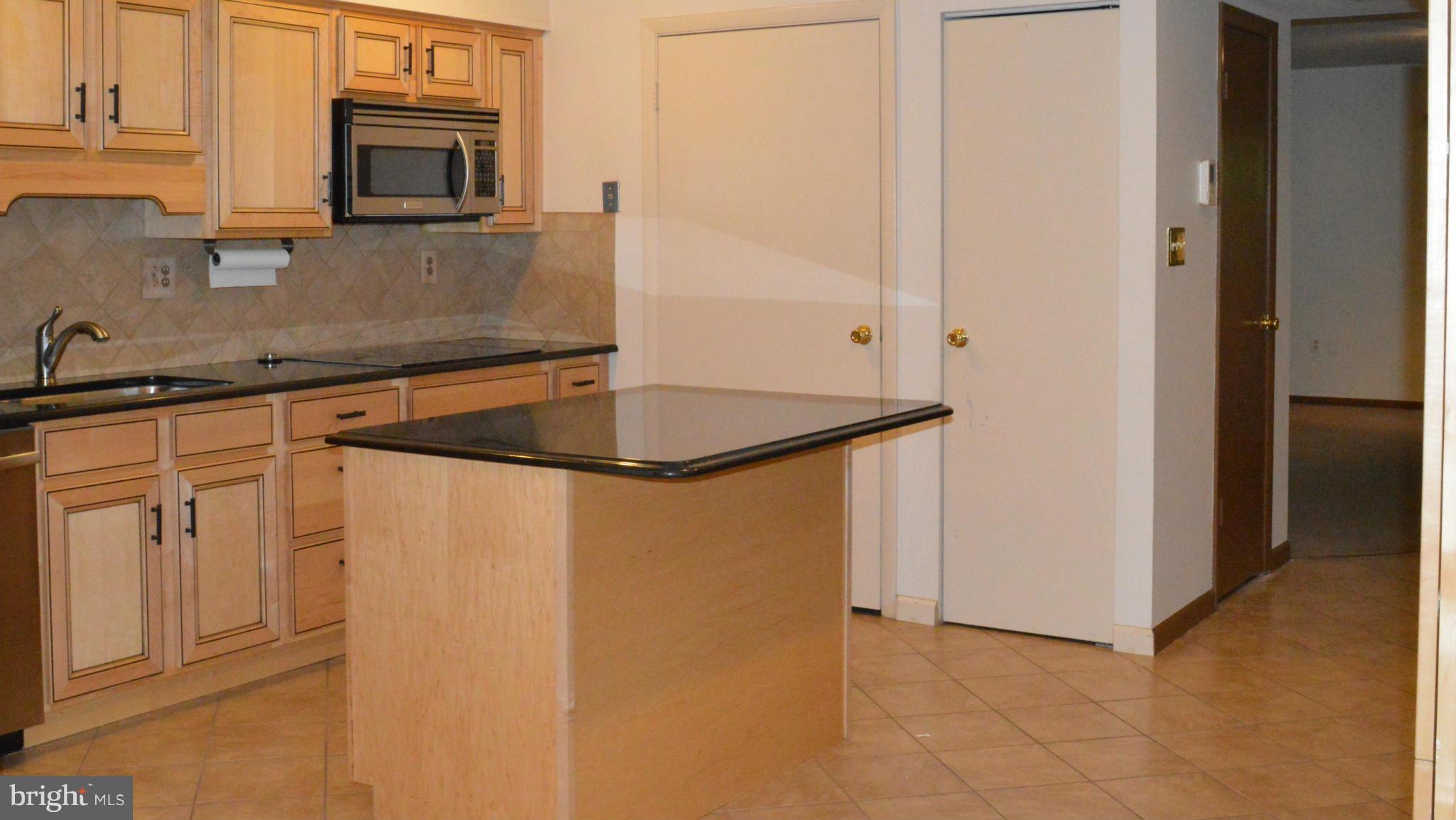 LODGE AT MCDONGH - Residential