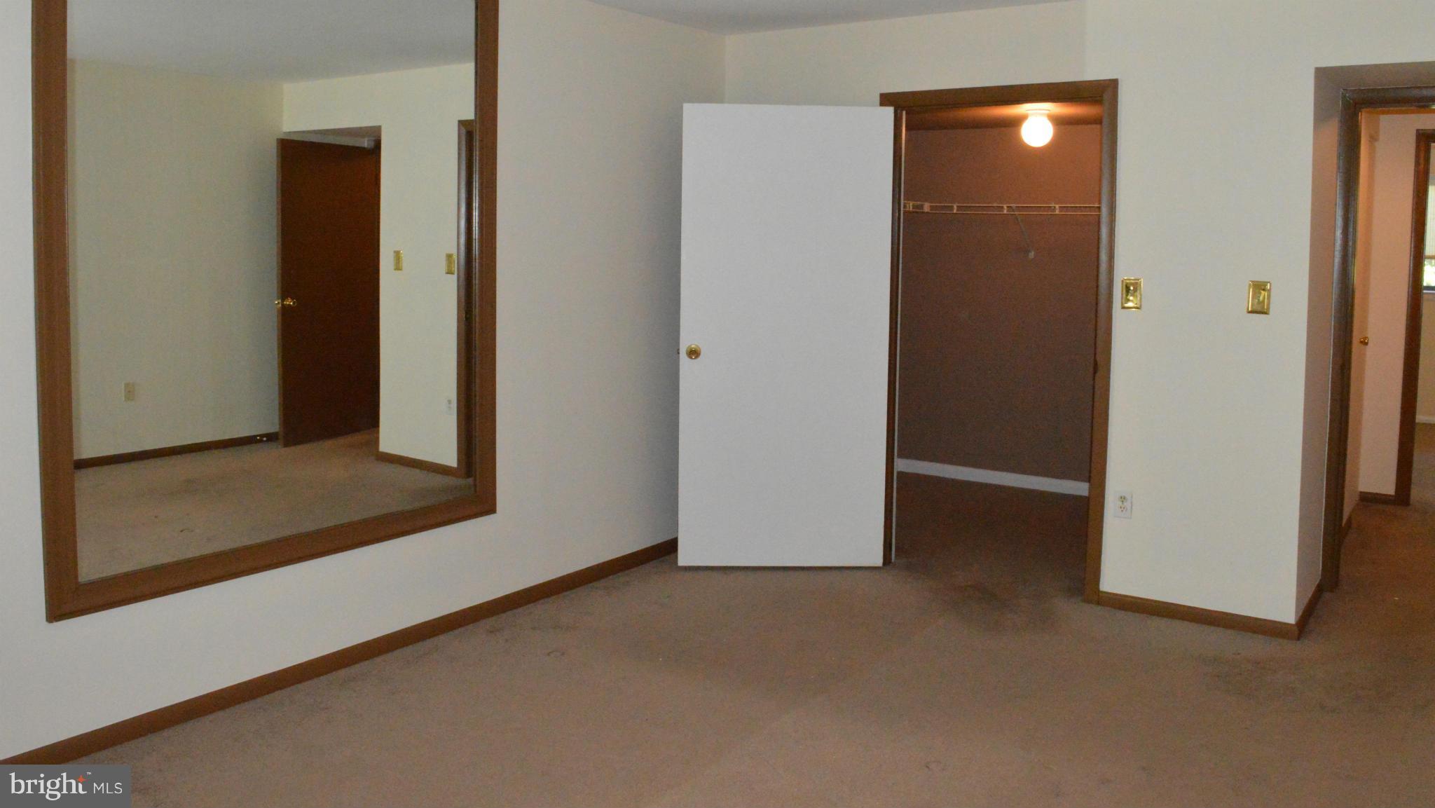 LODGE AT MCDONGH - Residential