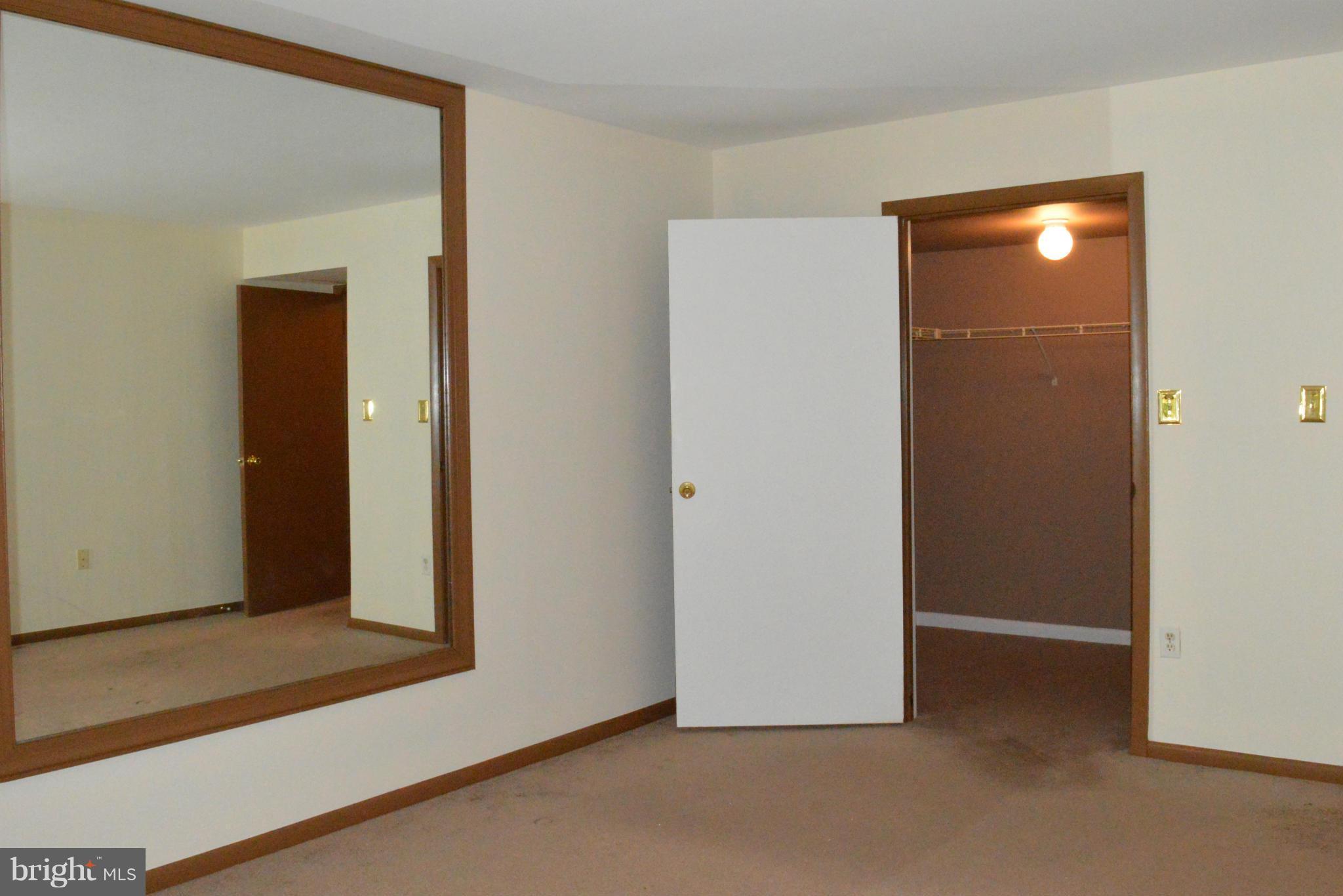 LODGE AT MCDONGH - Residential