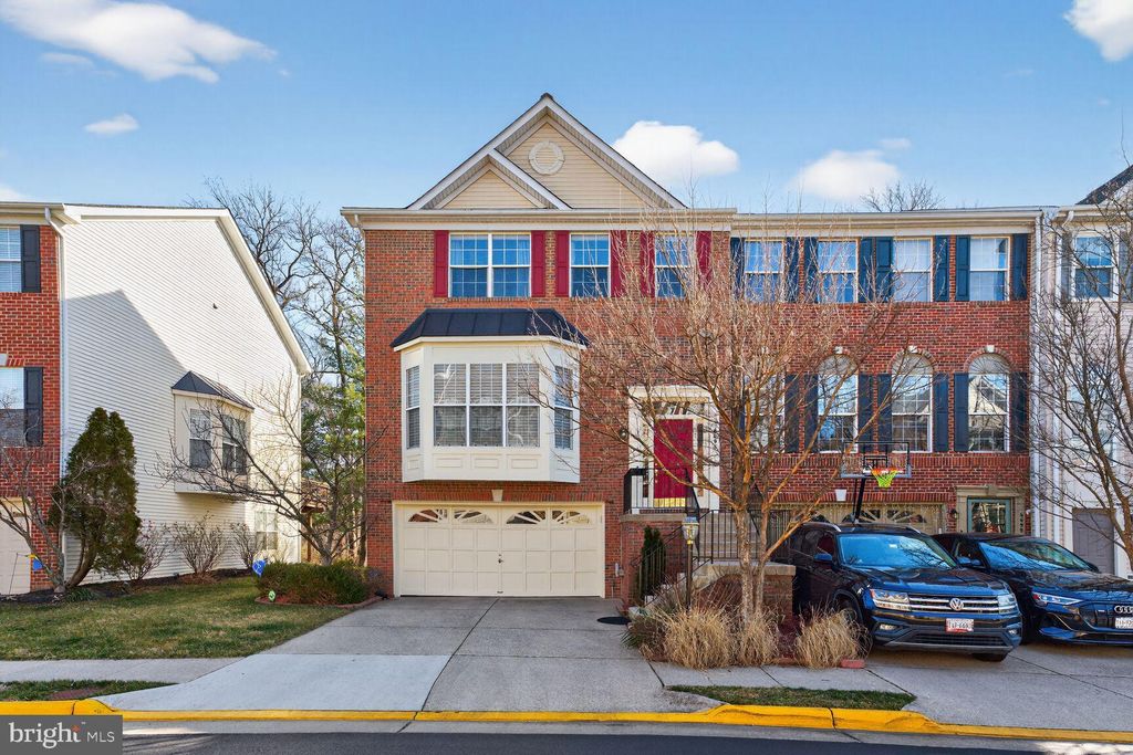 Photo of 6697 Ordsall Street, ALEXANDRIA, VA 22315 (MLS # VAFX2287972)