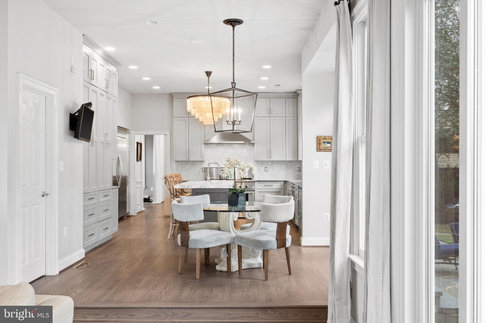7824 SOUTHDOWN ROAD