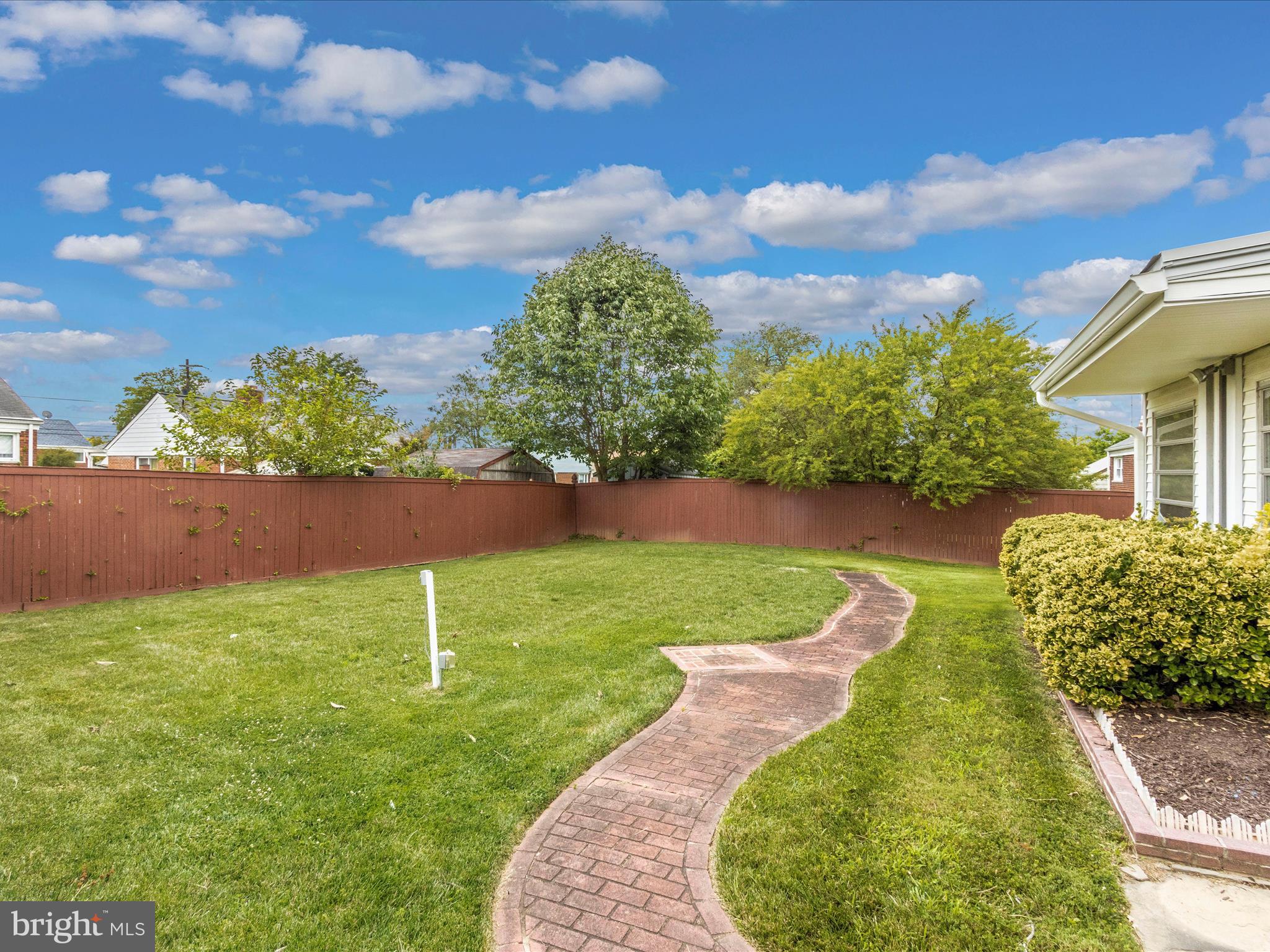 OAKVIEW - Residential