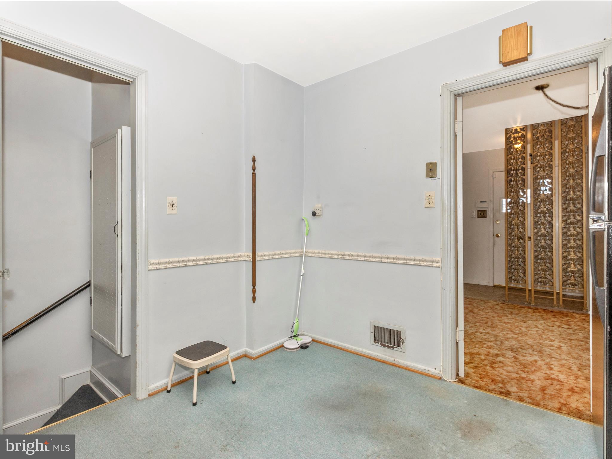 OAKVIEW - Residential