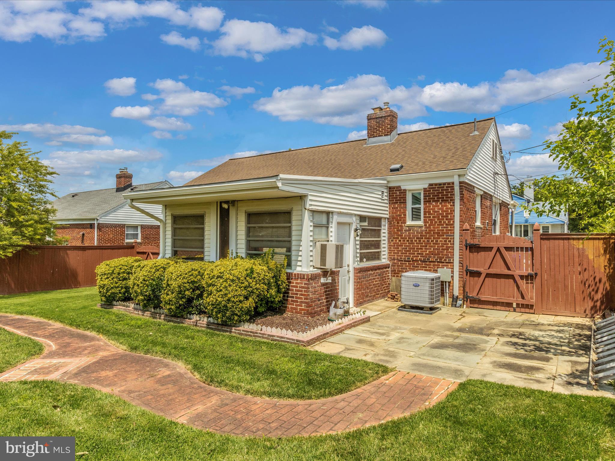 OAKVIEW - Residential