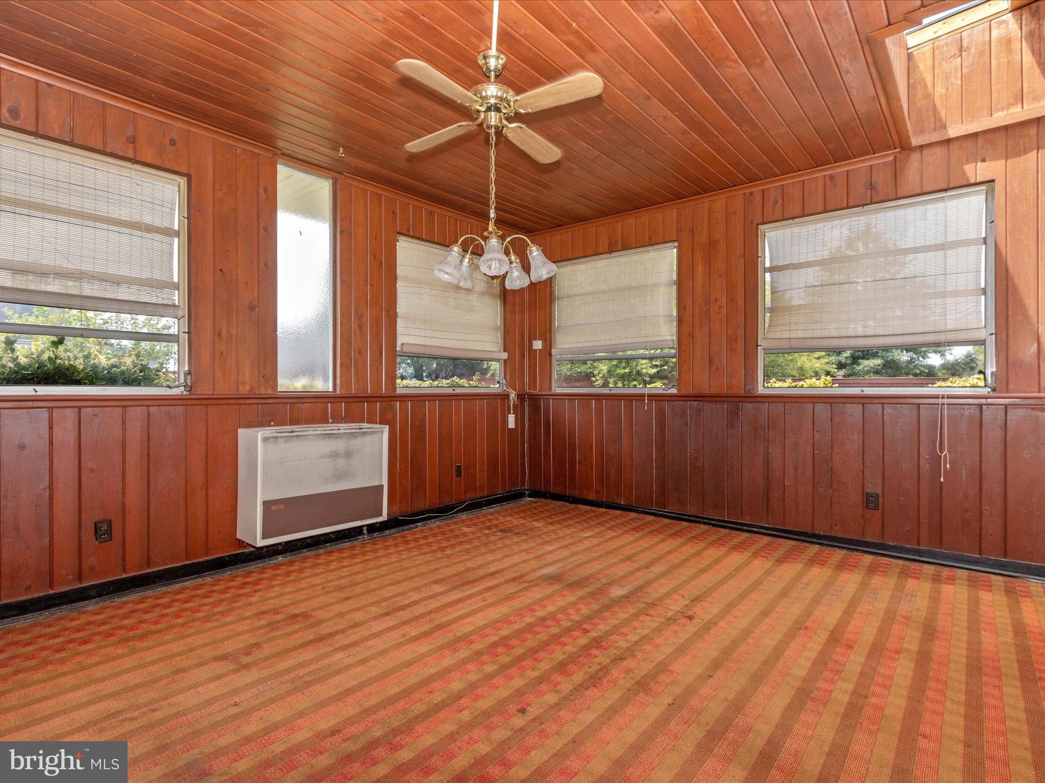 OAKVIEW - Residential