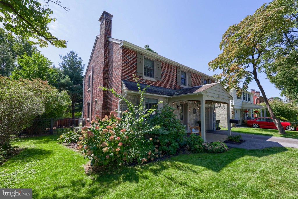 Photo of 974 Pleasure Road, LANCASTER, PA 17601 (MLS # PALA2094752)