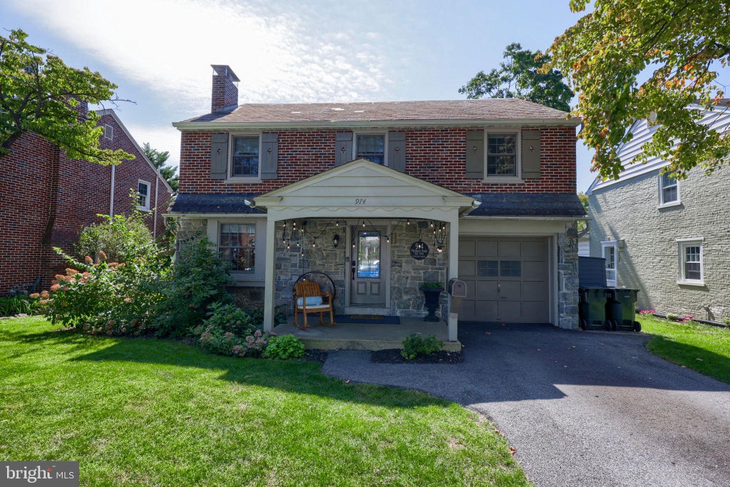 Photo of 974 Pleasure Road, LANCASTER, PA 17601 (MLS # PALA2094752)