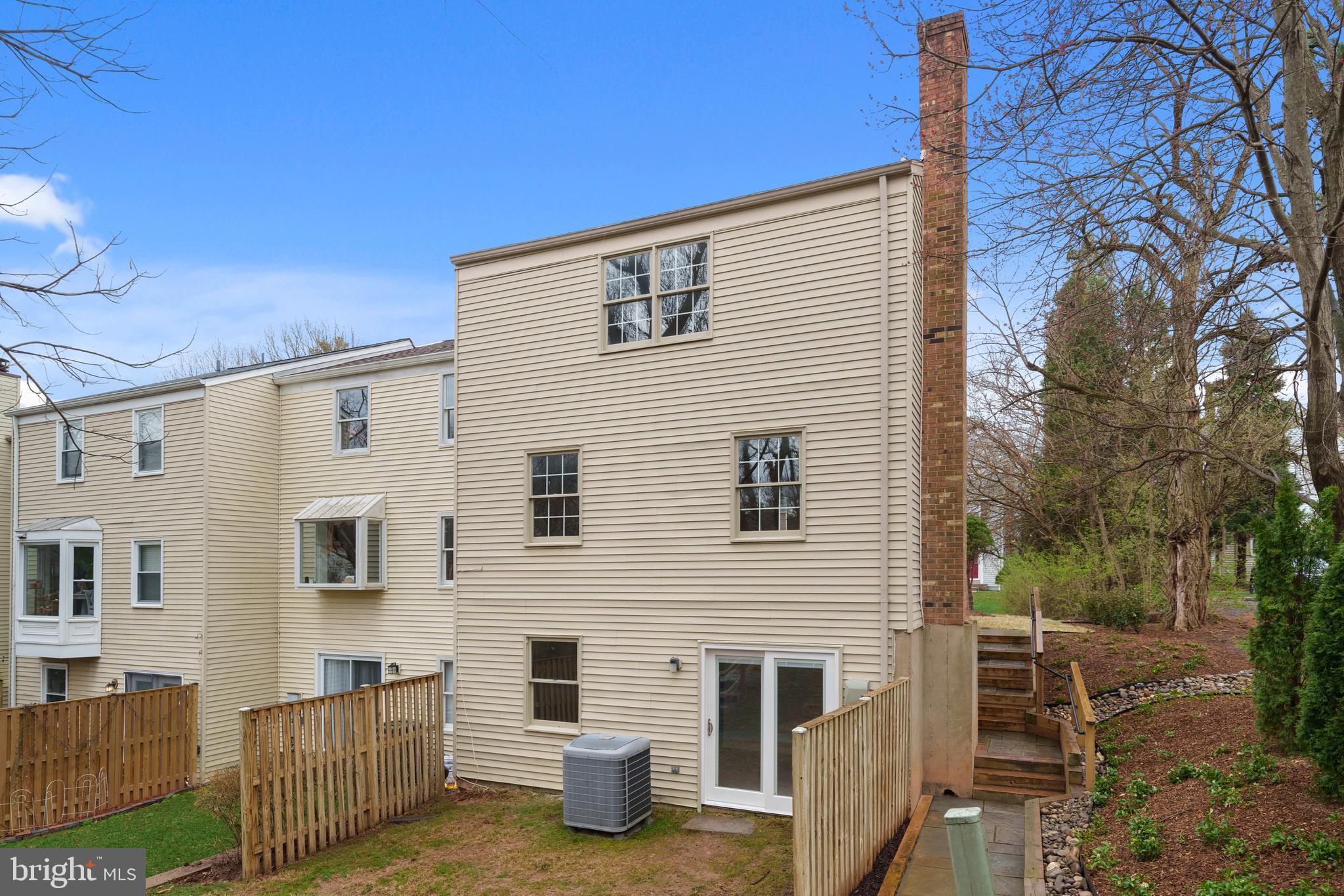 COVINGTON - Residential