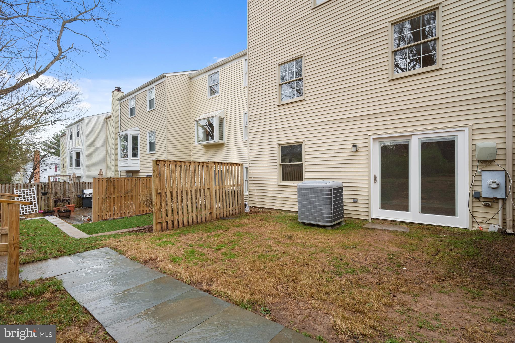 COVINGTON - Residential