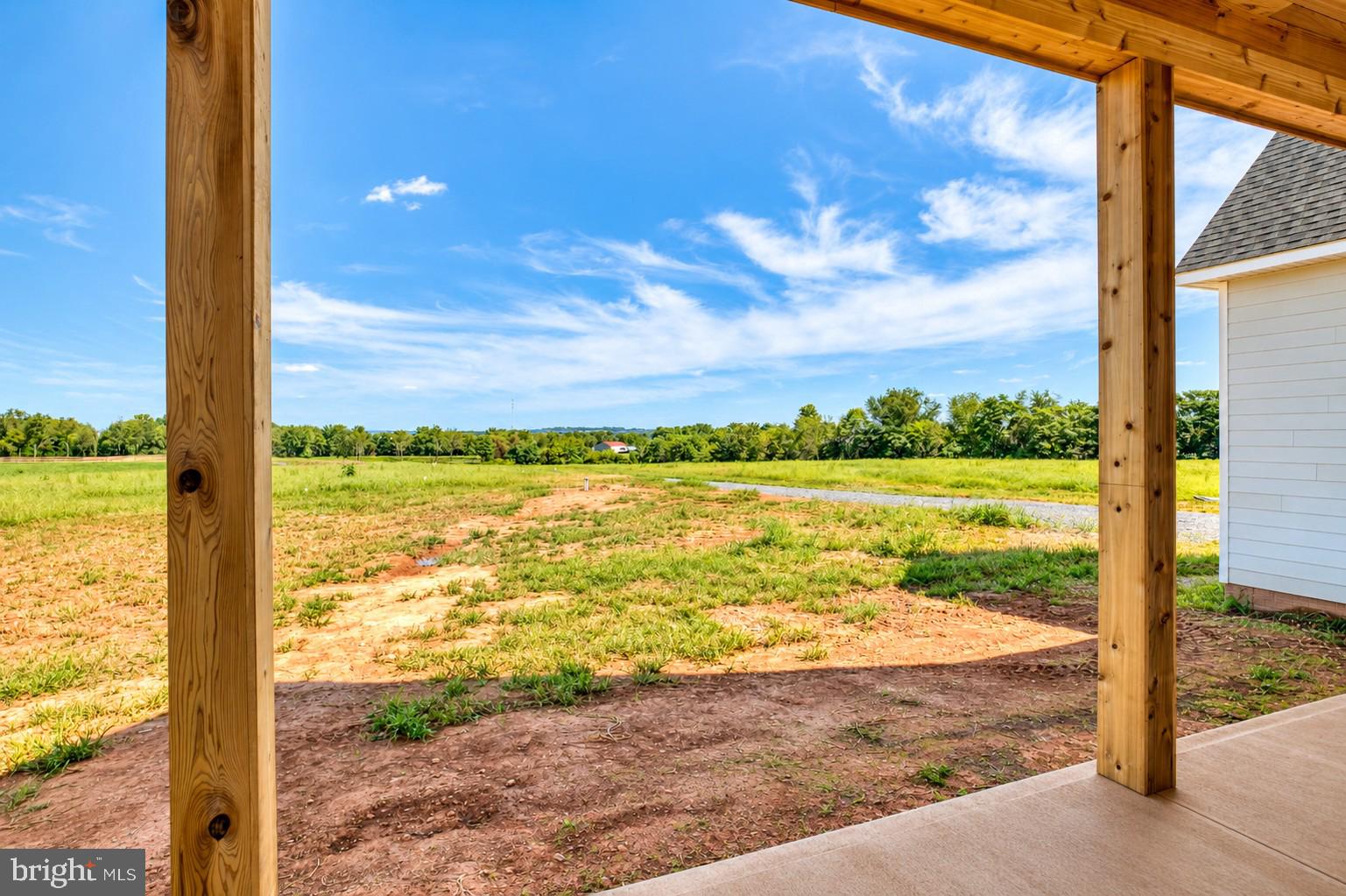 17293 POND MEADOW TRAIL
