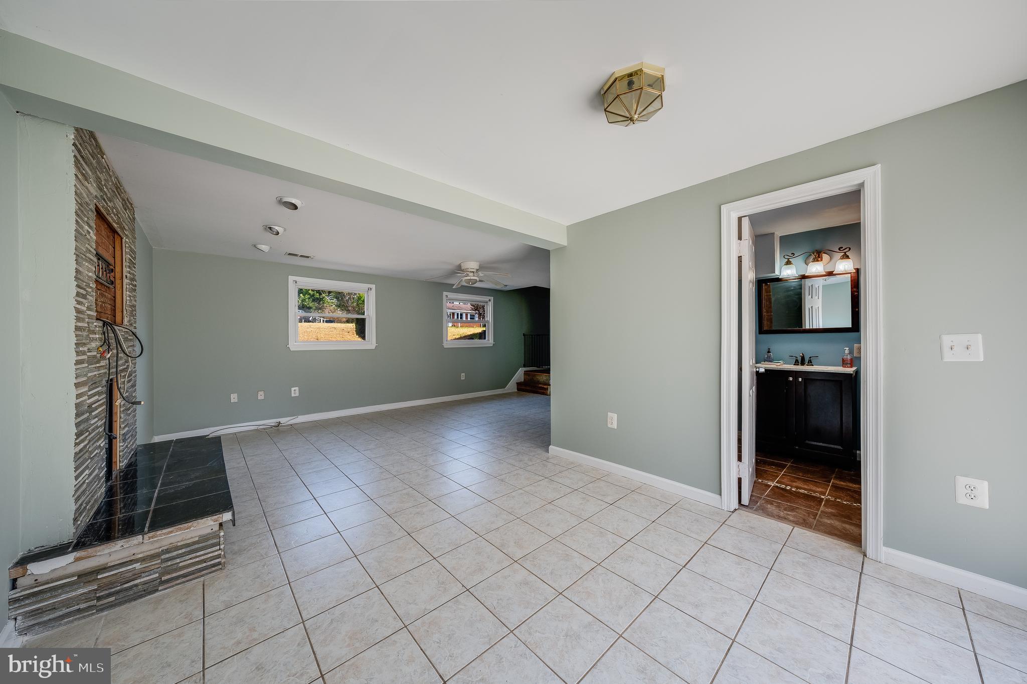 DALE CITY - Residential