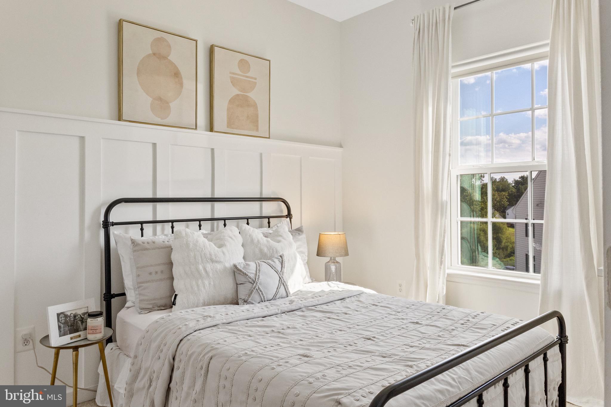 MONMOUTH MEADOWS - Residential