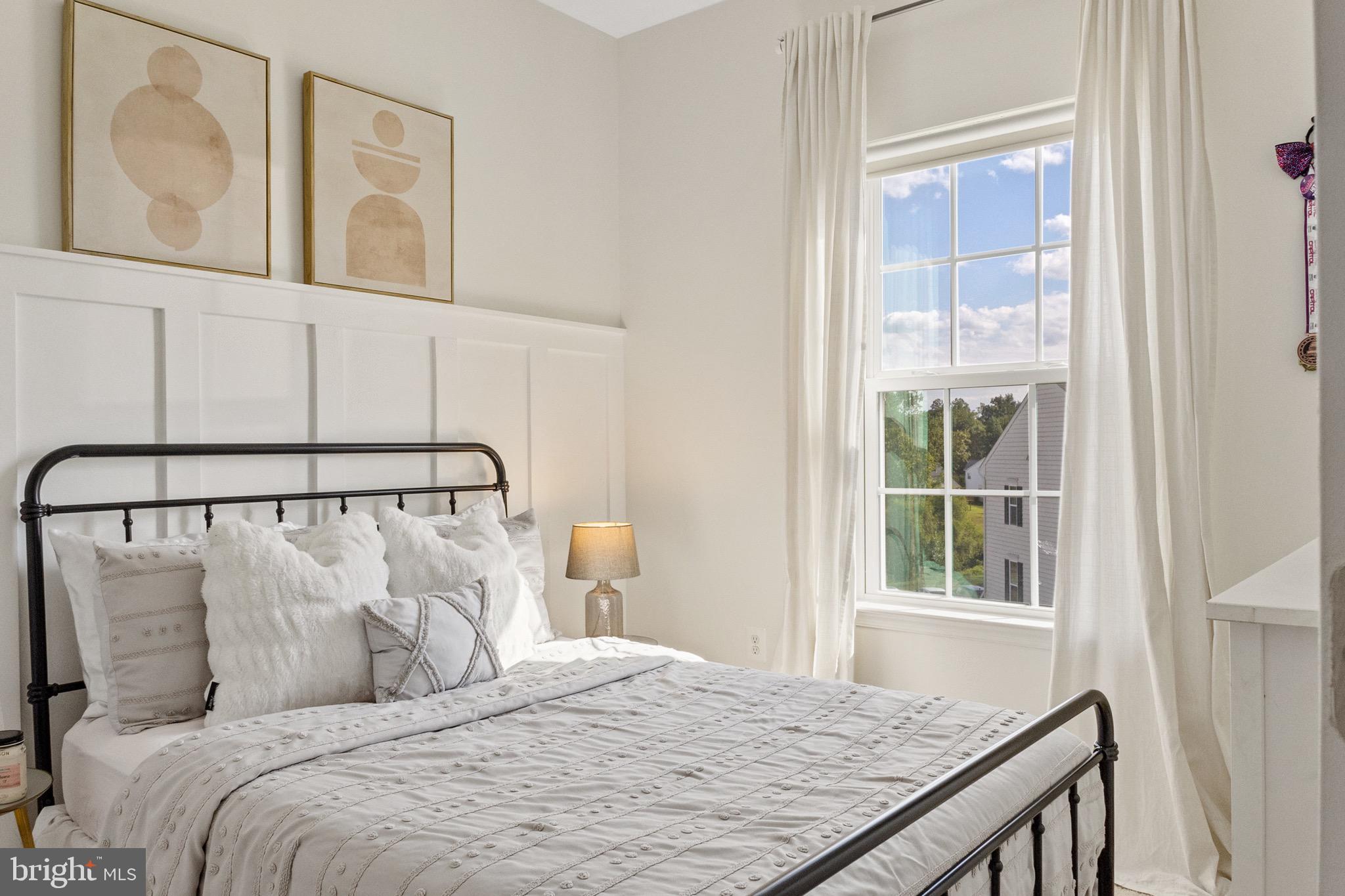 MONMOUTH MEADOWS - Residential