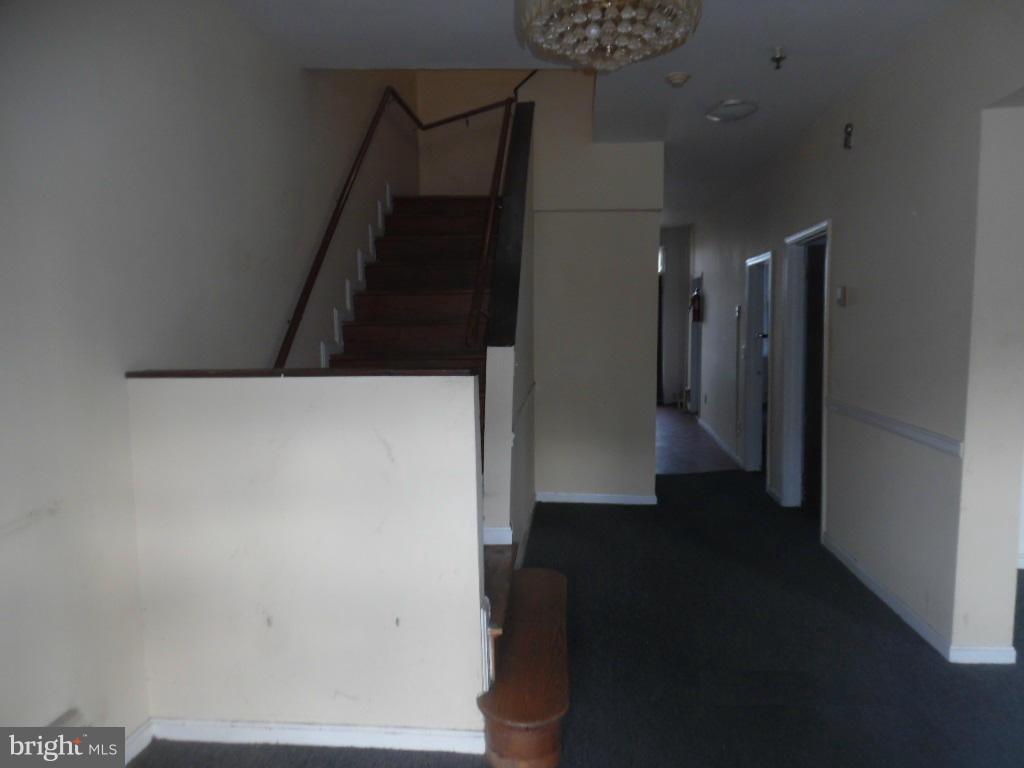 MAYFIELD - Residential