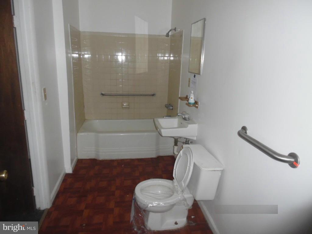 MAYFIELD - Residential