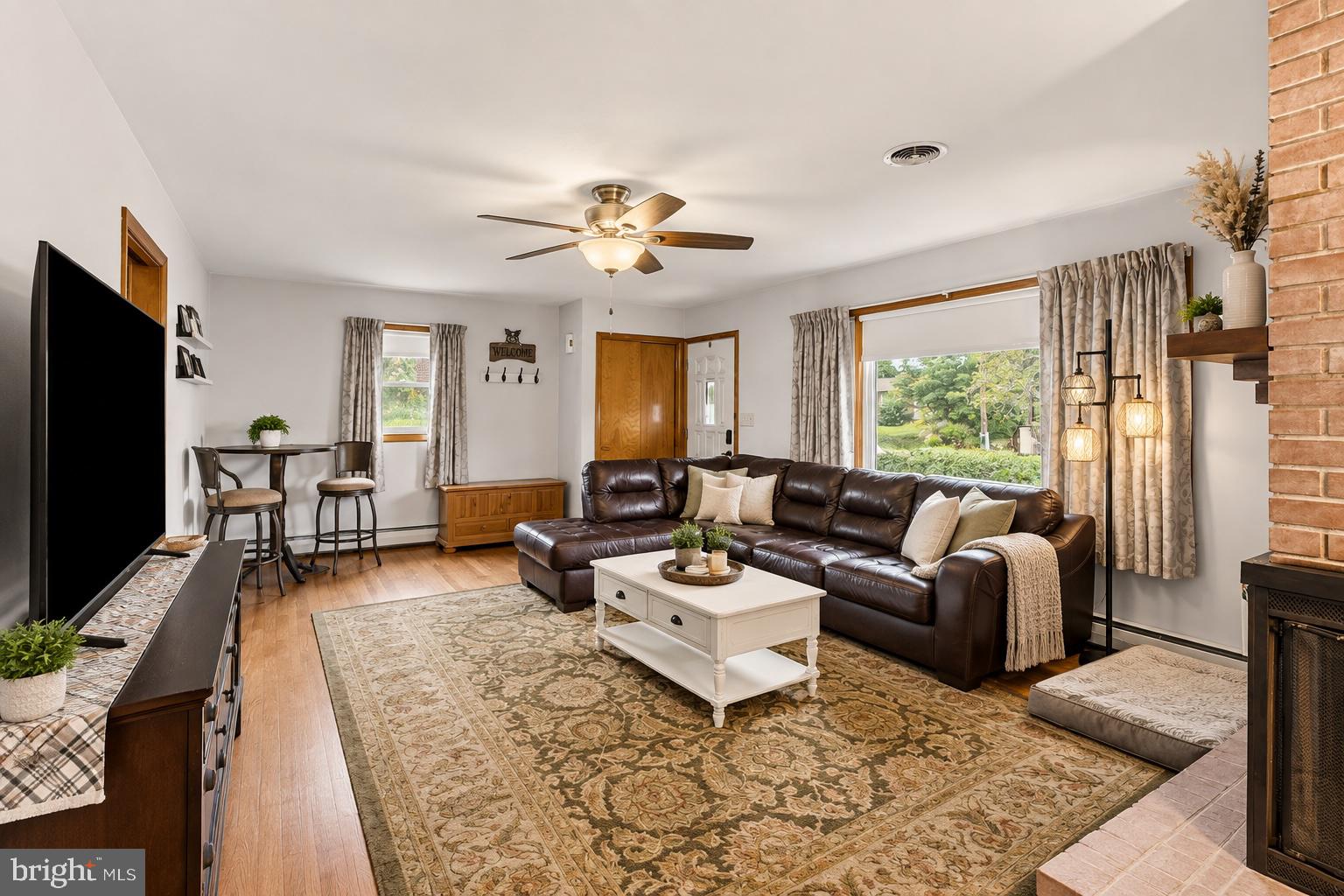 521 MARK DRIVE