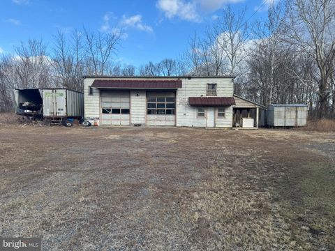 85 TUSCARORA PIKE HEDGESVILLE WV 25427