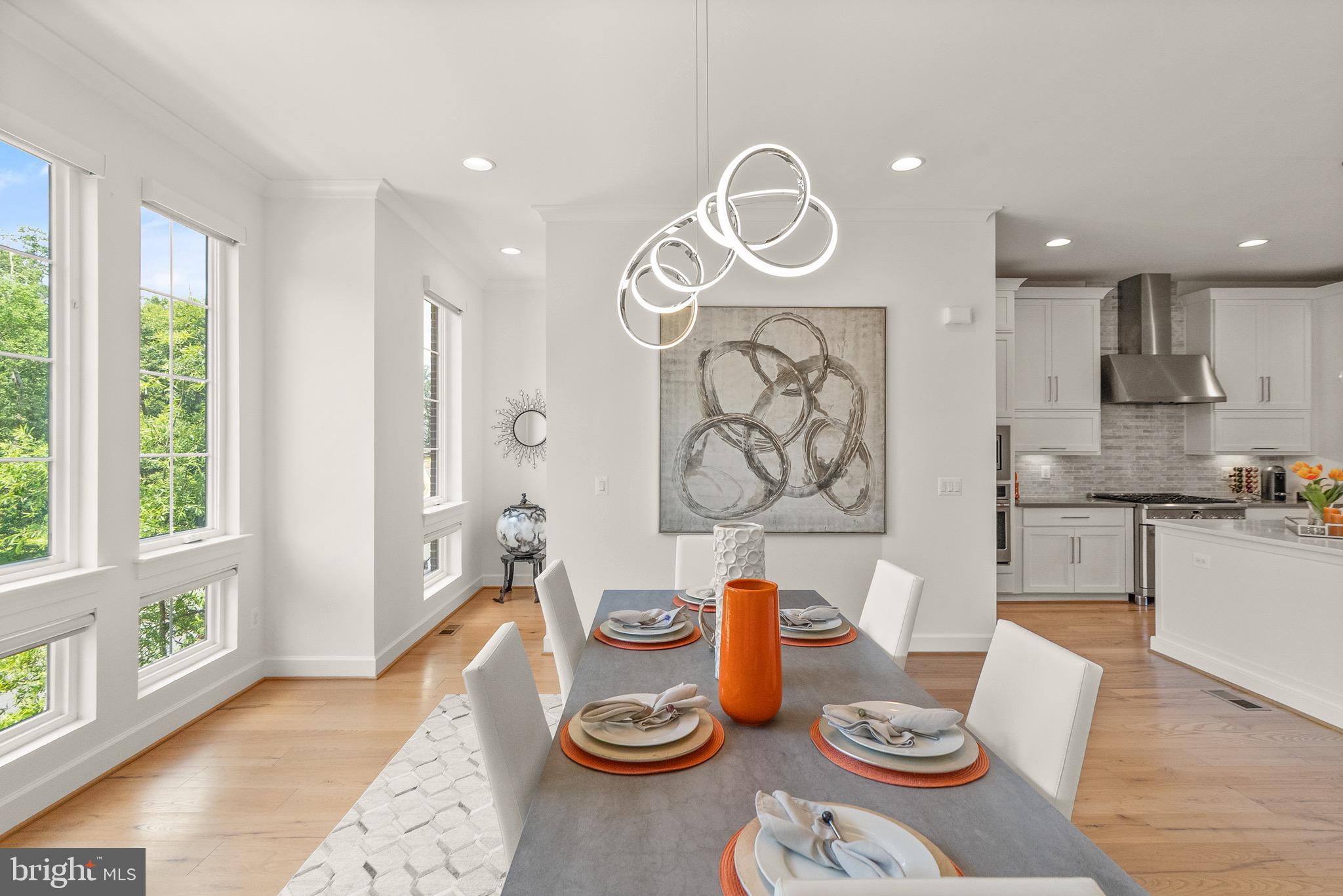 ONE LOUDOUN - Residential