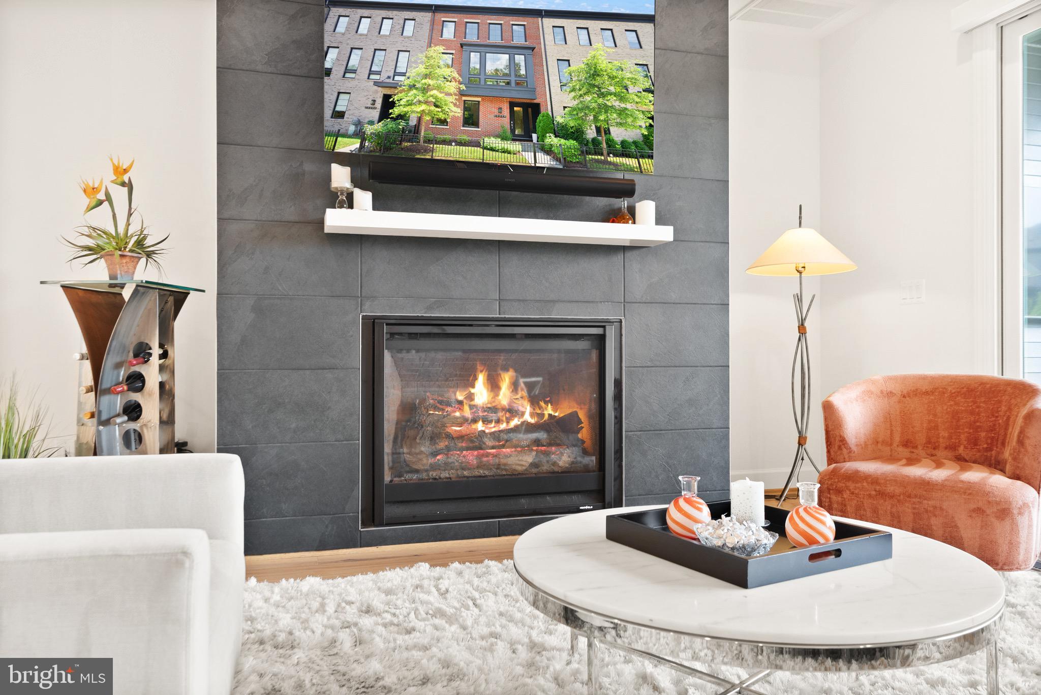 ONE LOUDOUN - Residential