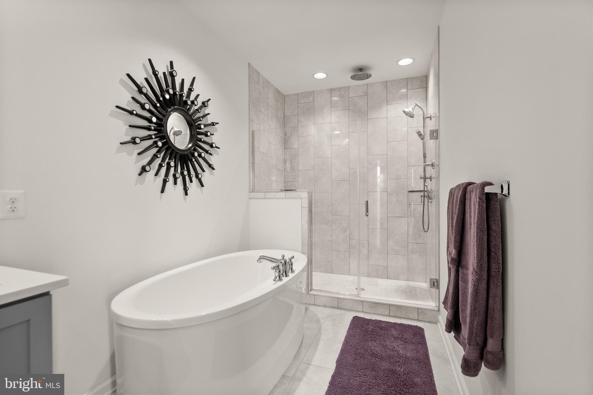 ONE LOUDOUN - Residential