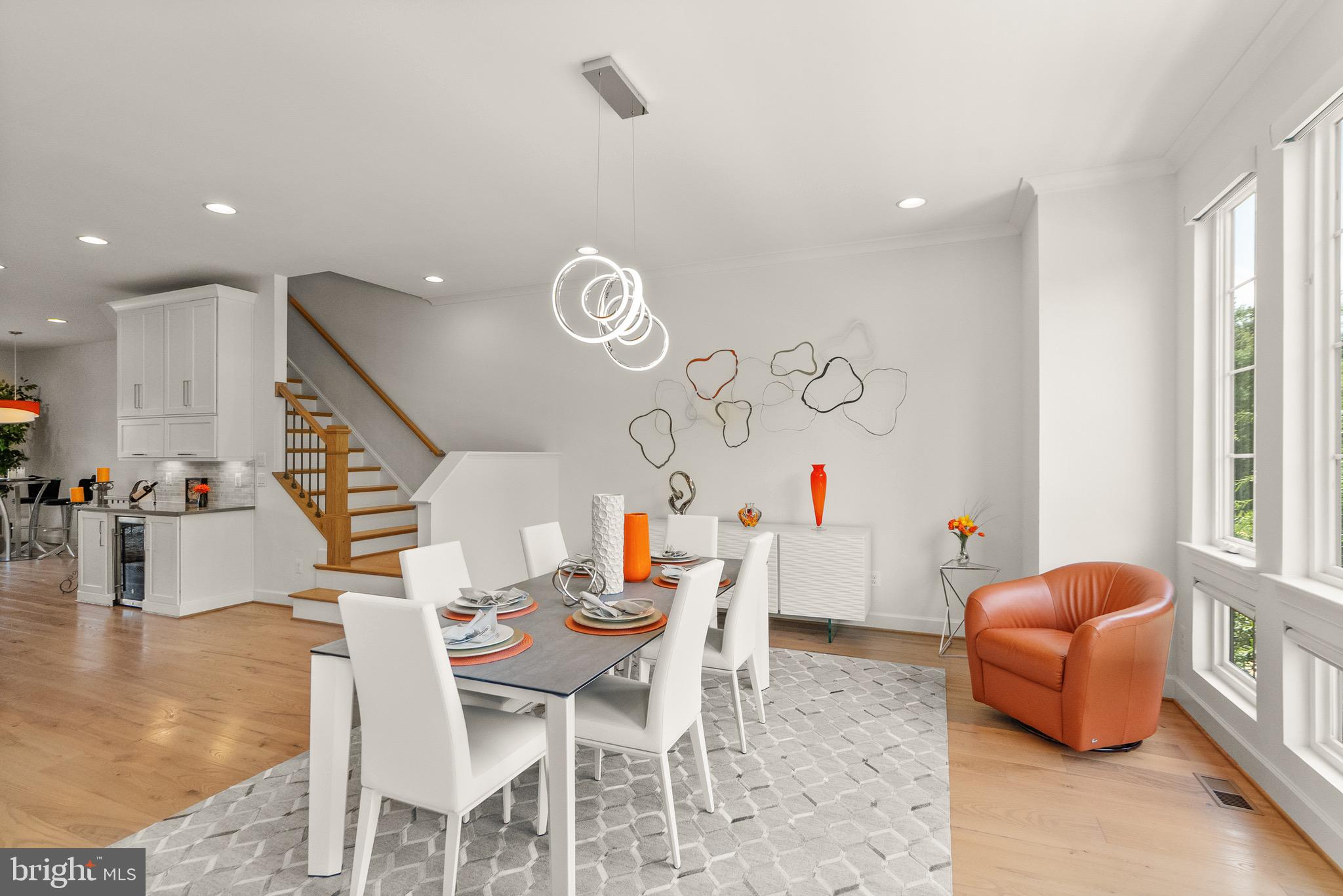 ONE LOUDOUN - Residential