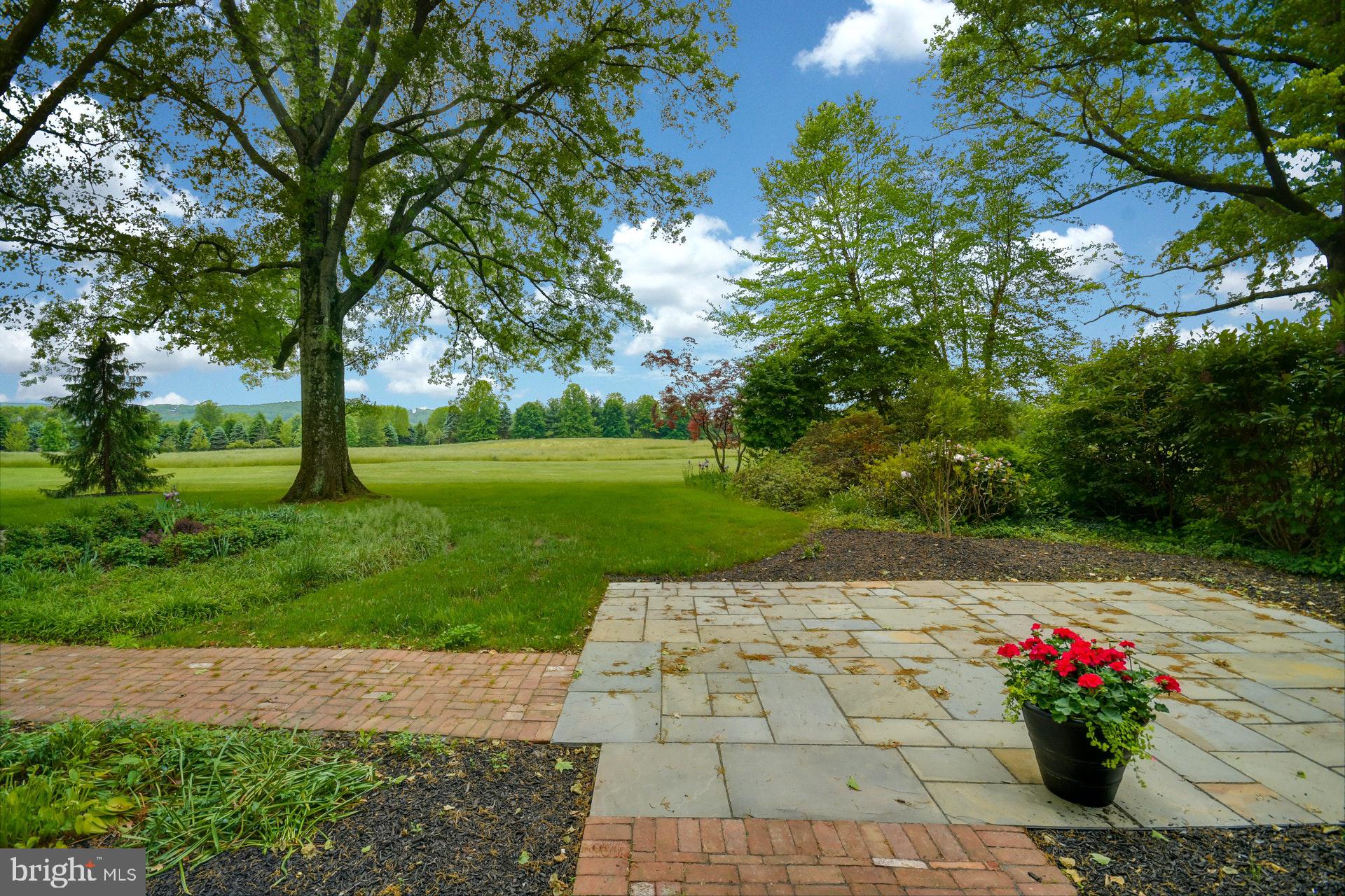 SAUCON VALLEY GARDEN - Residential