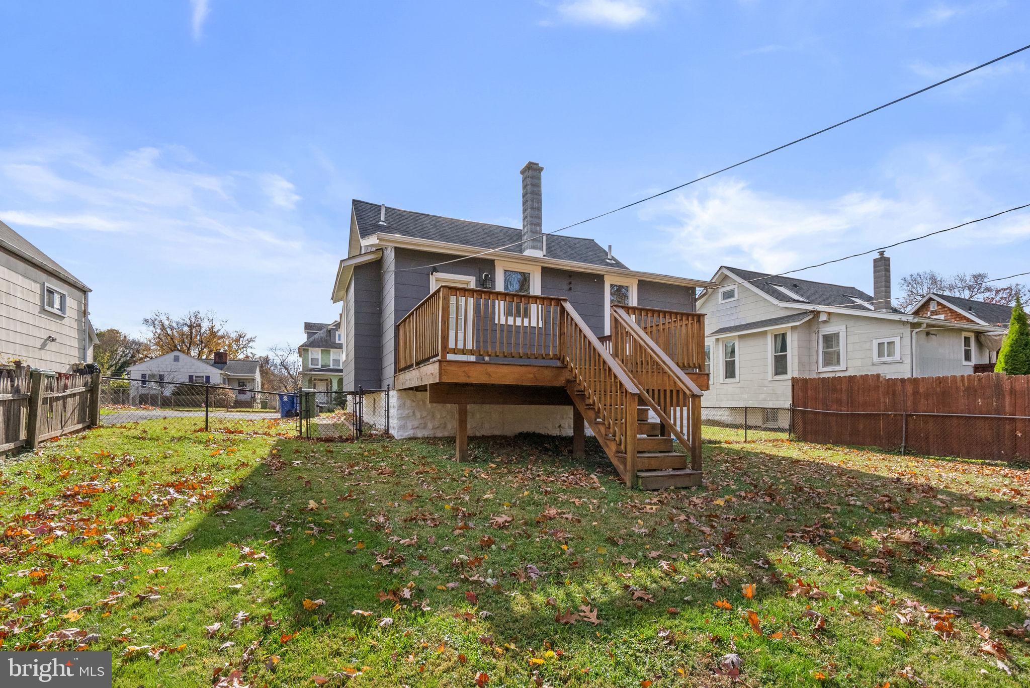 LAURAVILLE HISTORIC DISTRICT - Residential