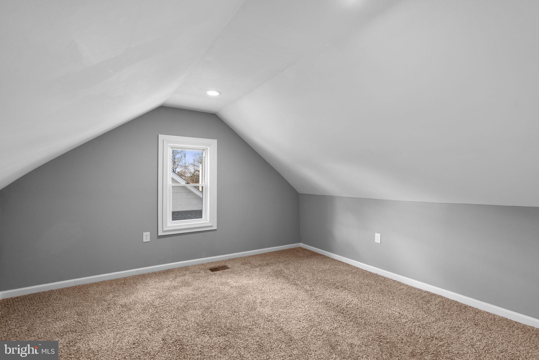 LAURAVILLE HISTORIC DISTRICT - Residential