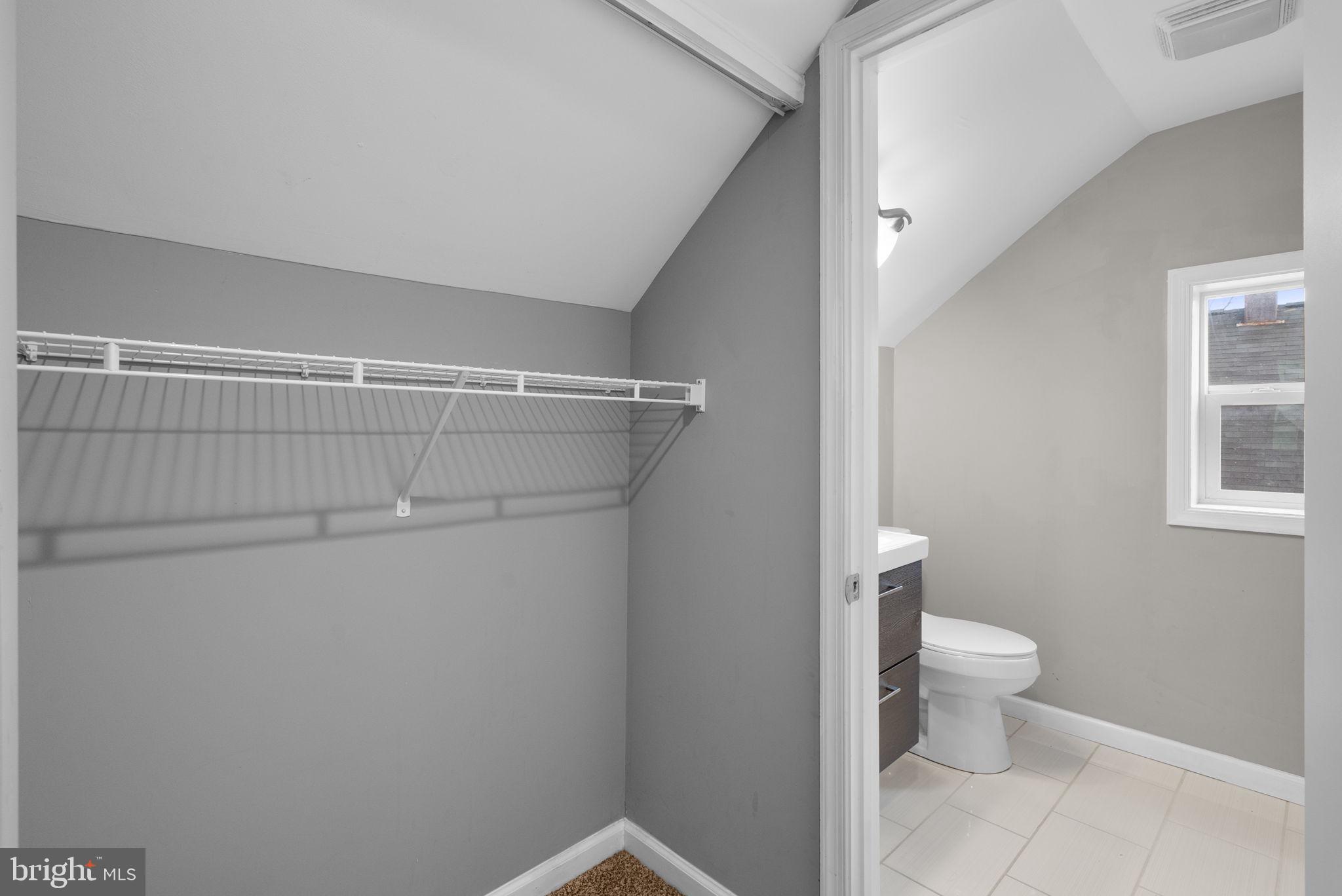 LAURAVILLE HISTORIC DISTRICT - Residential