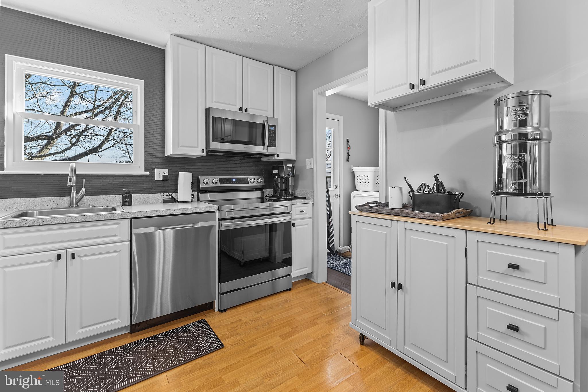 HARBOR VIEW - Residential