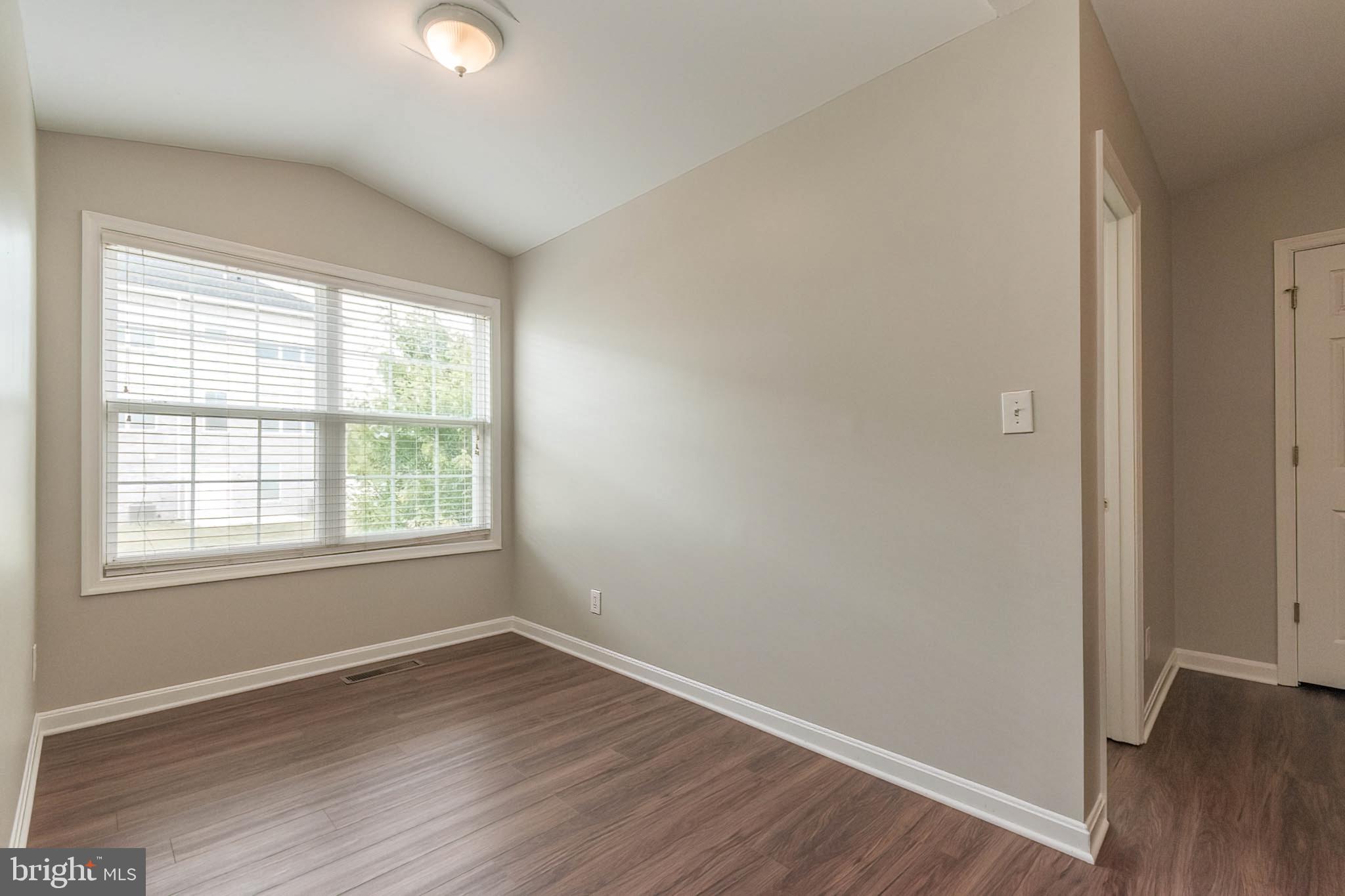 MILLS FARM - Residential