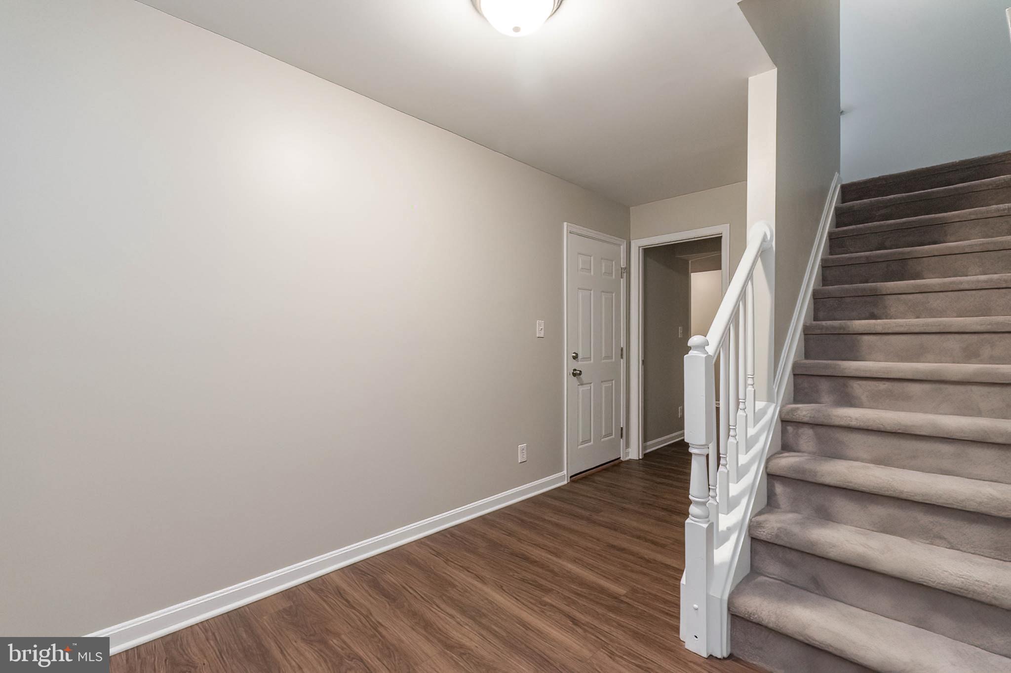 MILLS FARM - Residential