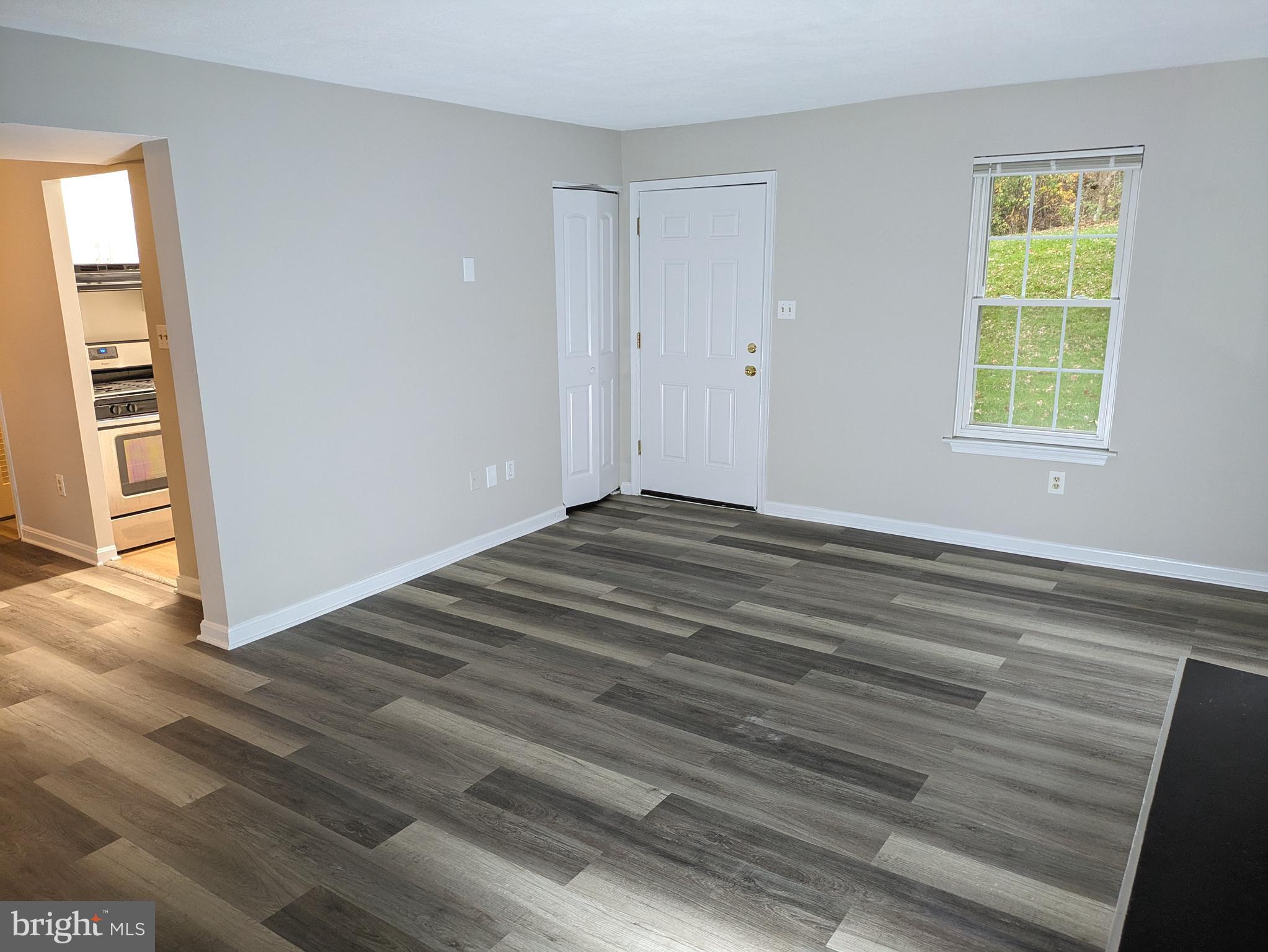 GREENHILLS - Residential