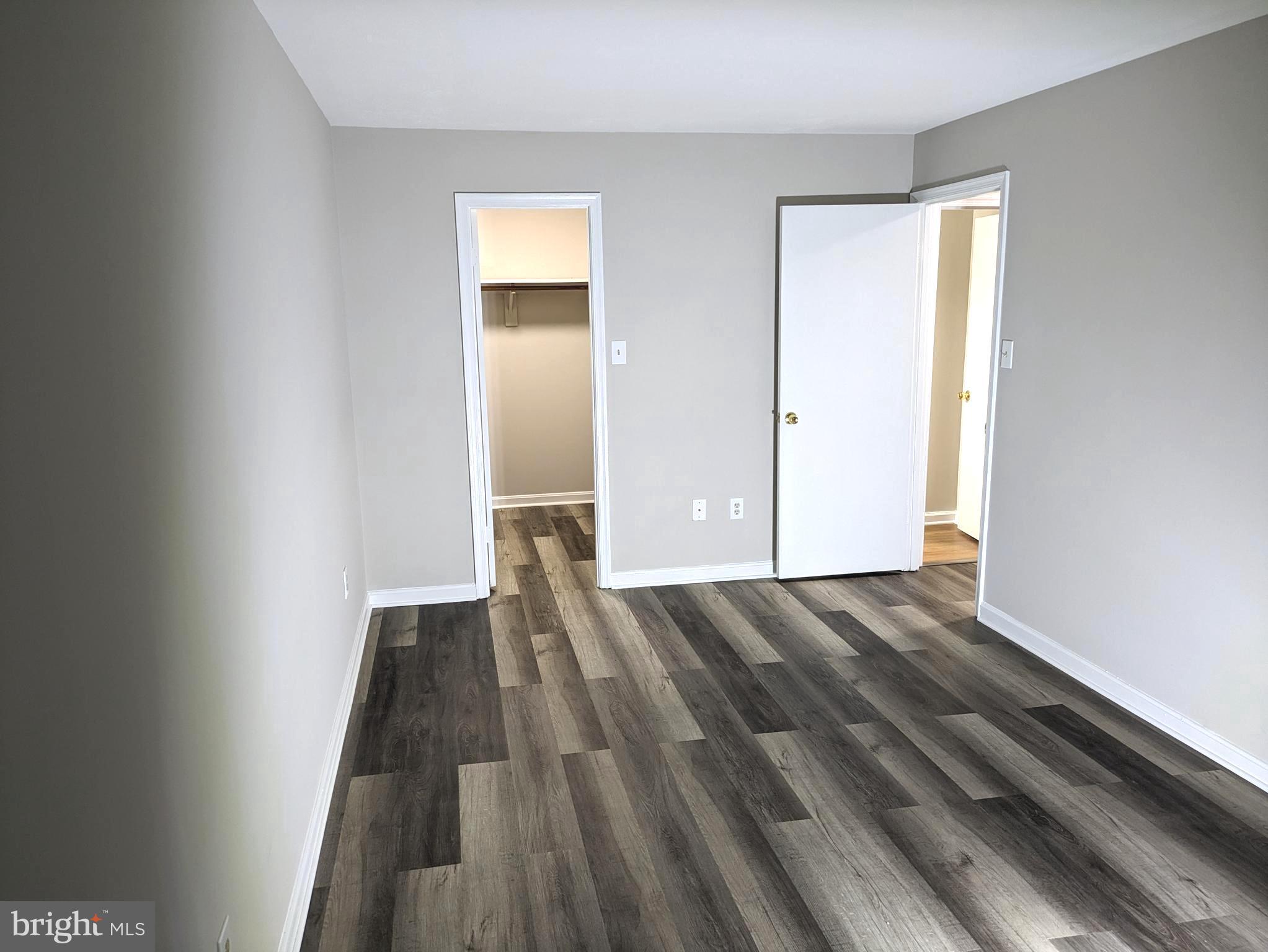 GREENHILLS - Residential