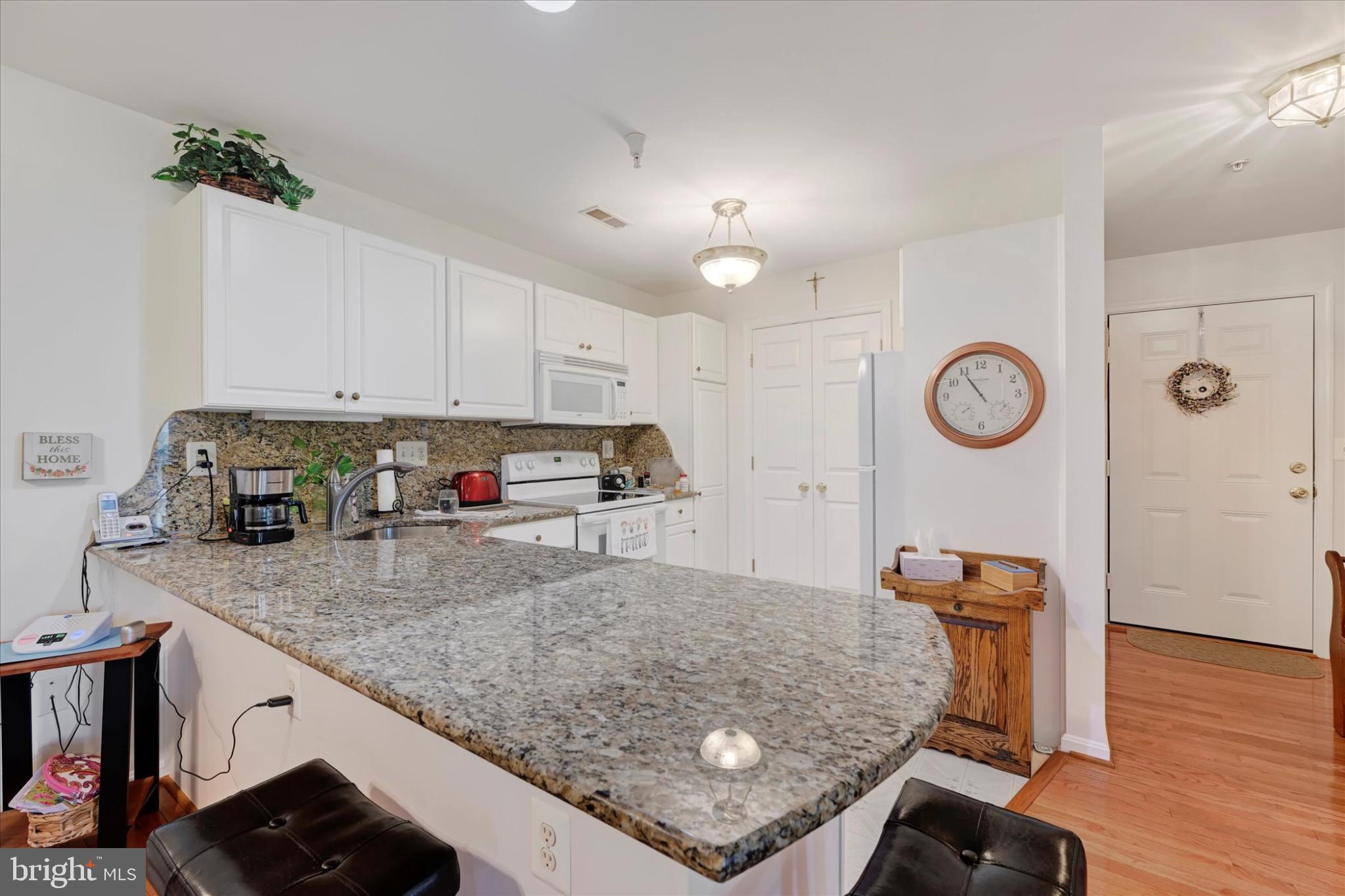 BELLA VITA SENIOR CONDOS - Residential