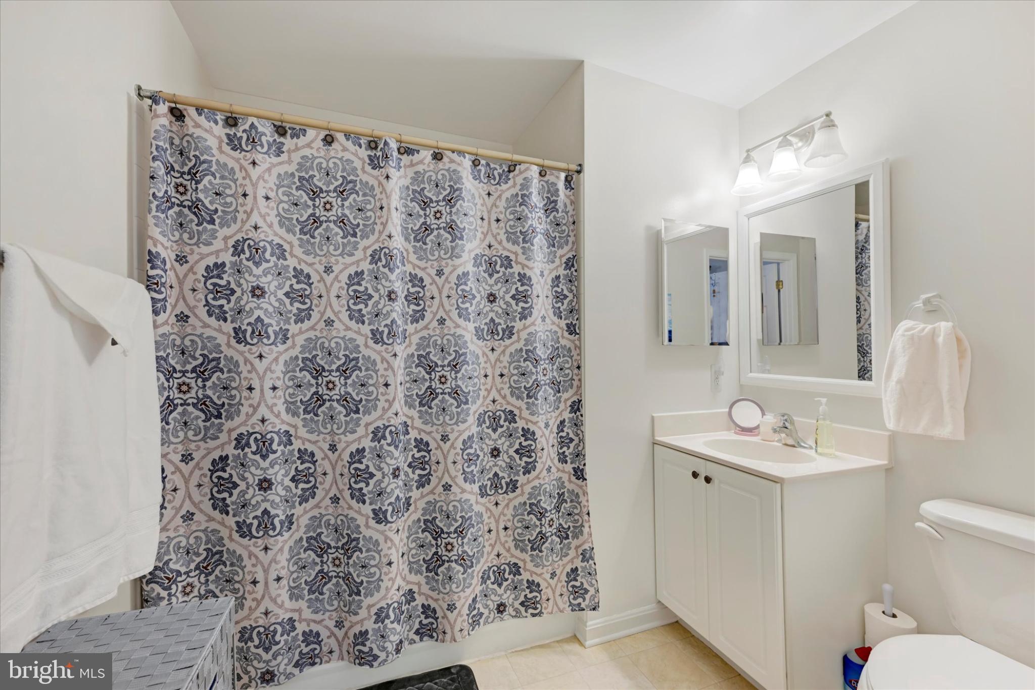 BELLA VITA SENIOR CONDOS - Residential