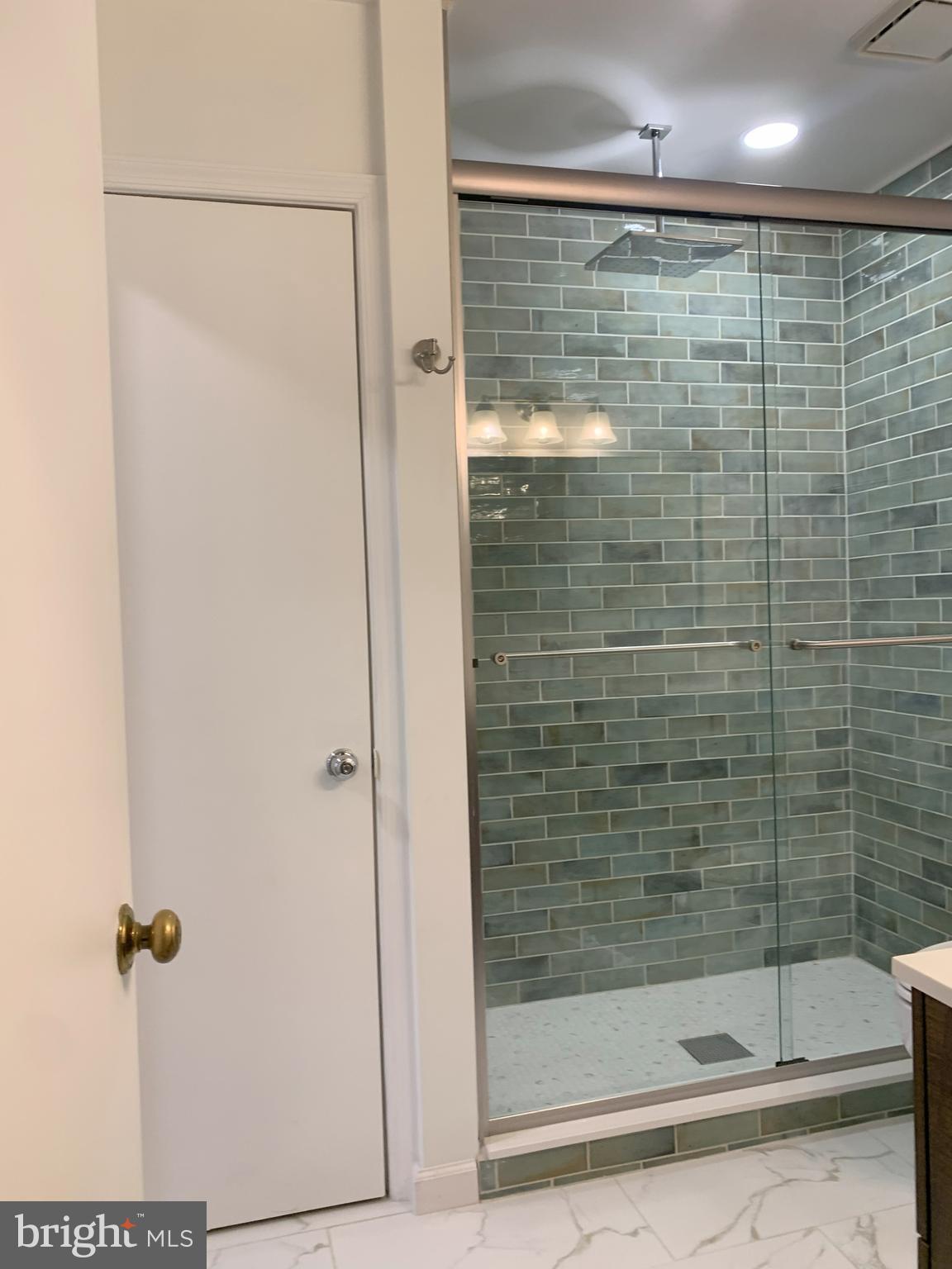 SADDLE RIDGE CODM - Residential Lease