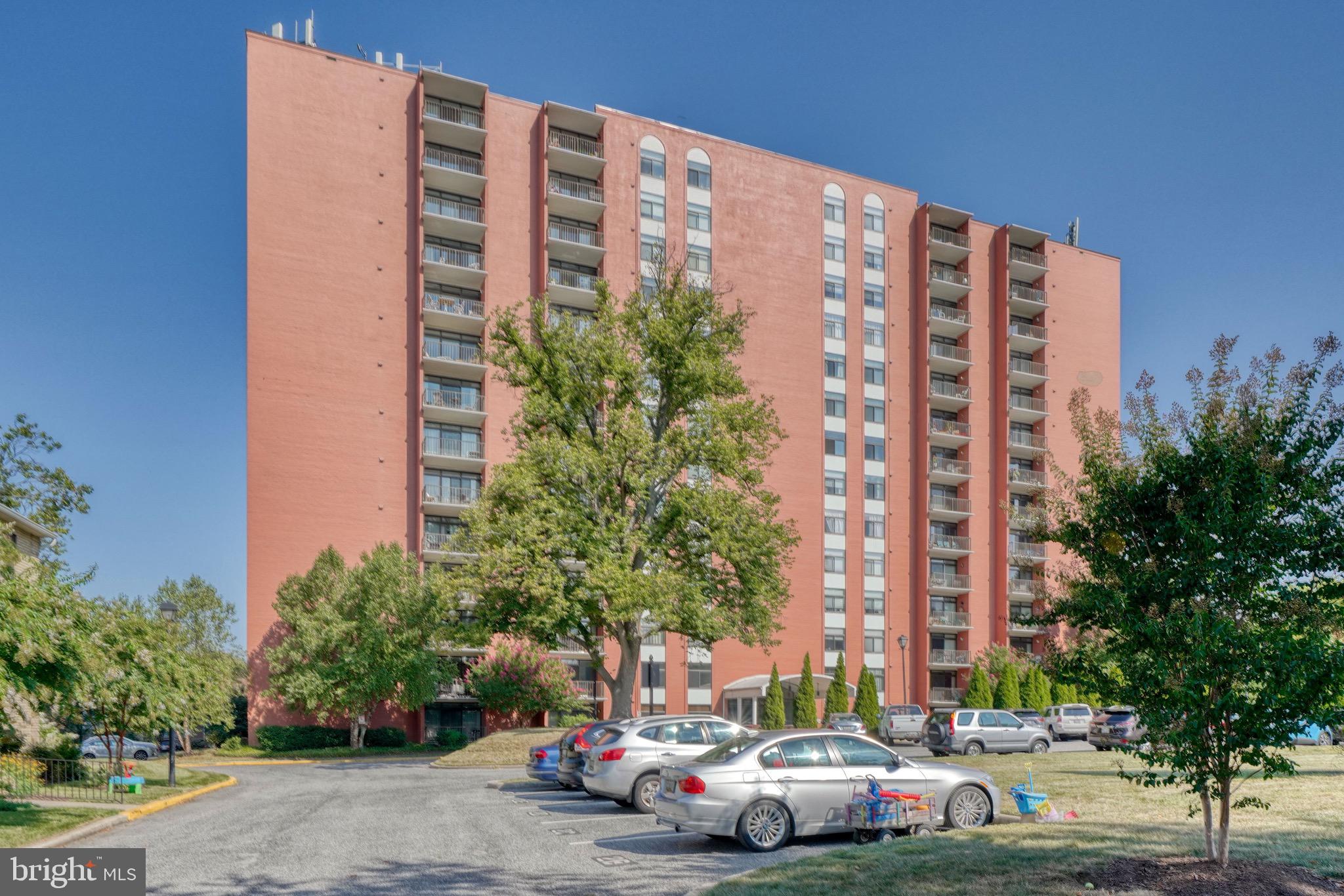 DULANEY TOWERS - Residential