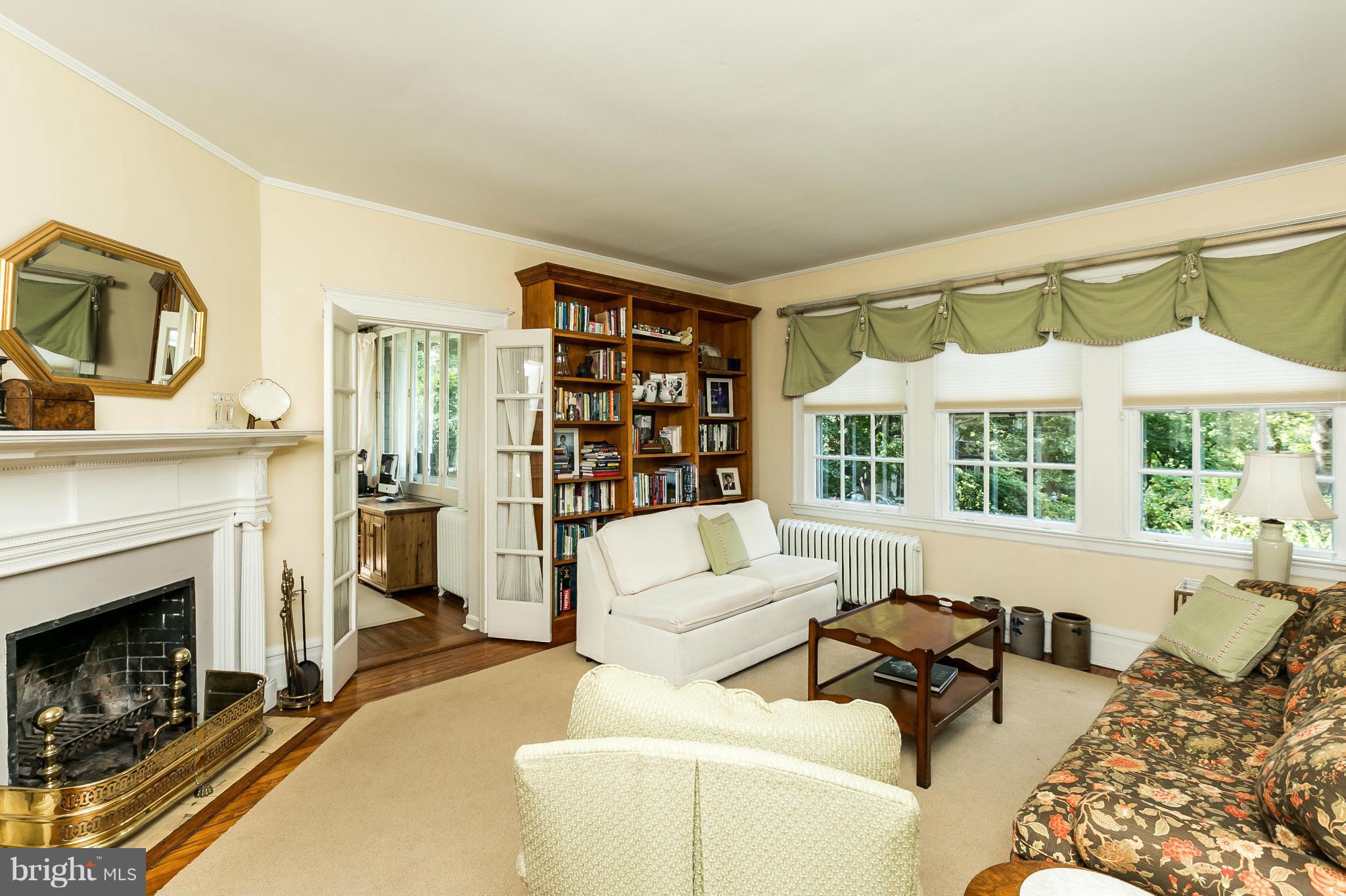 ROLAND PARK - Residential