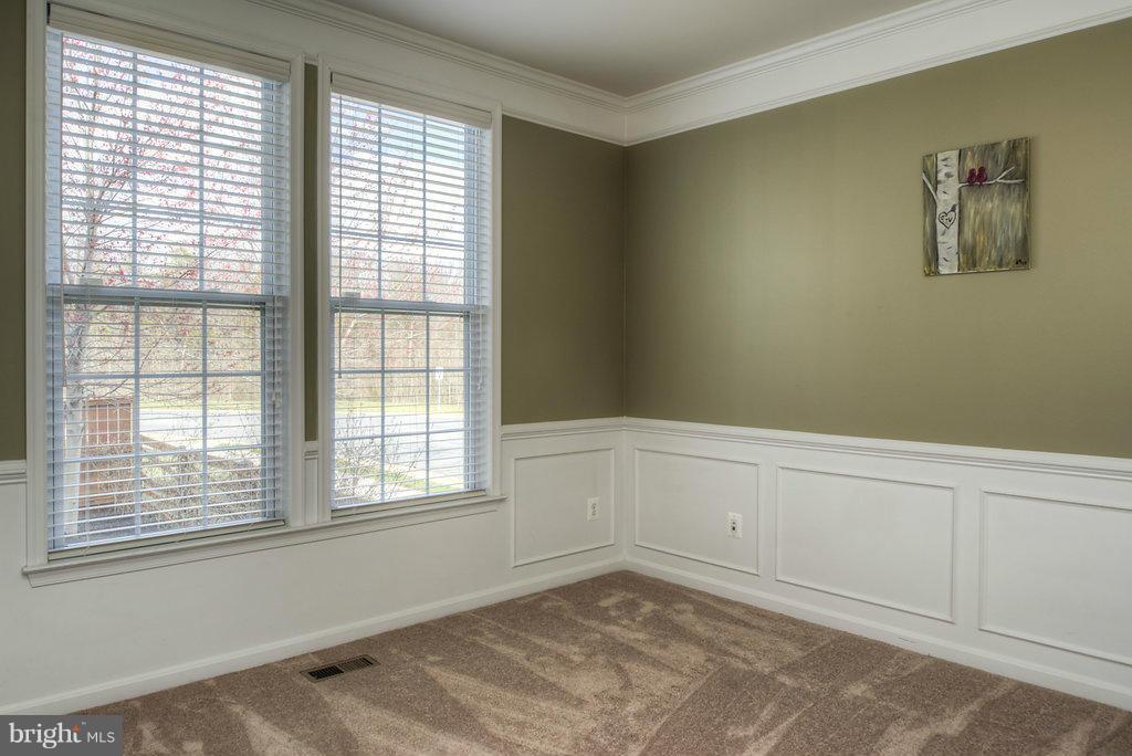 SIGNATURE AT BROADLANDS - Residential