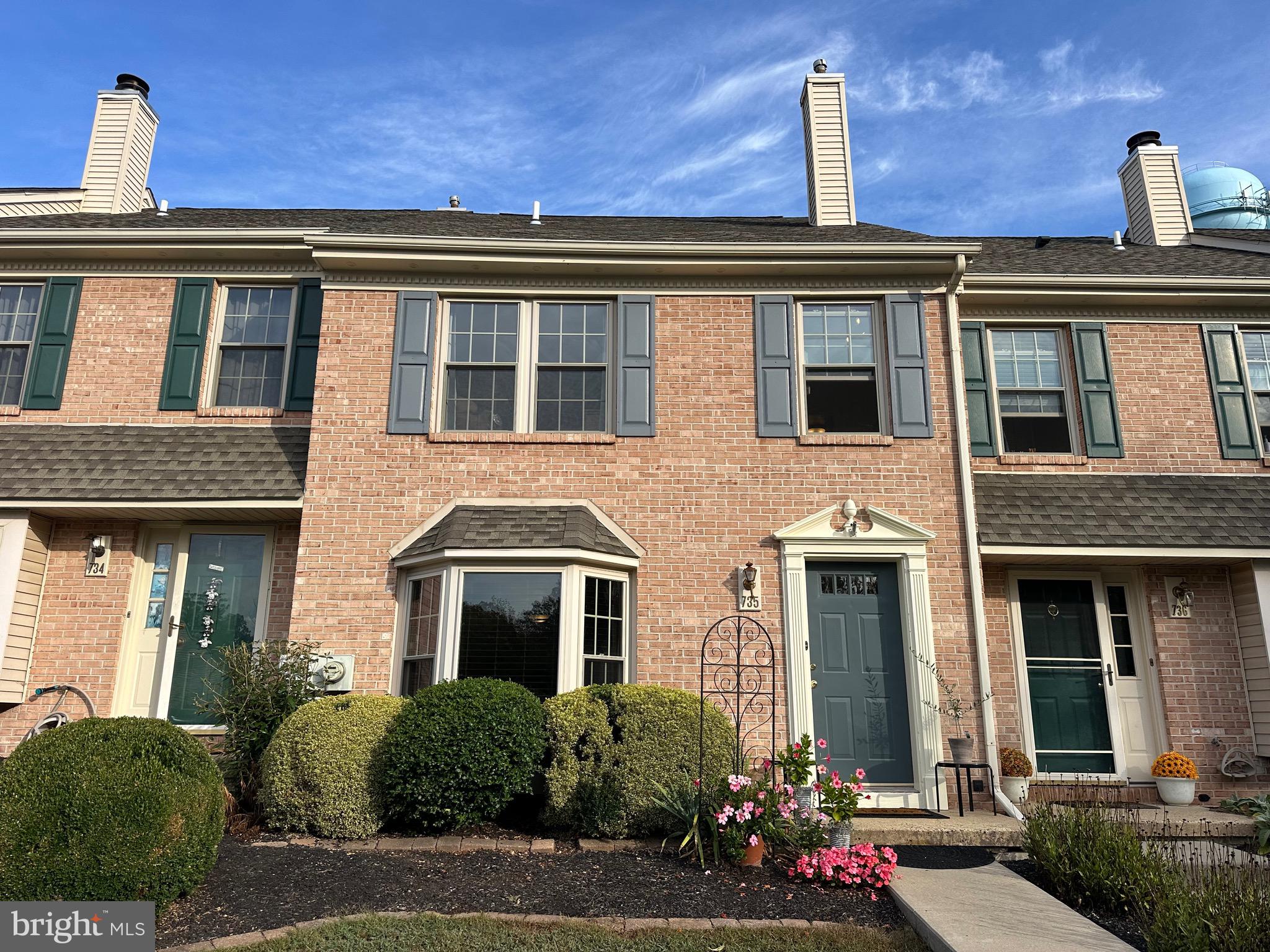 MAPLE GLEN - Residential