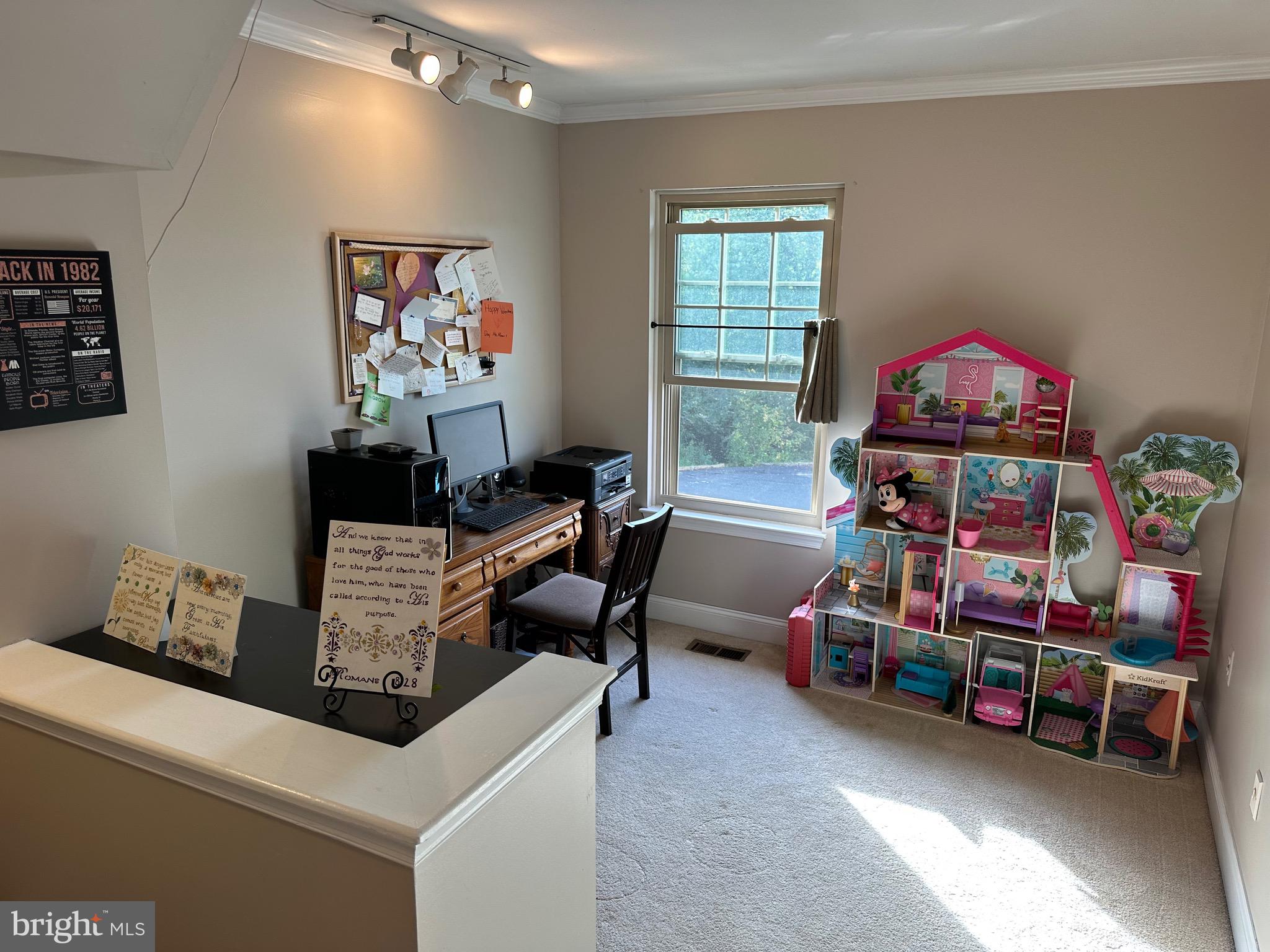 MAPLE GLEN - Residential