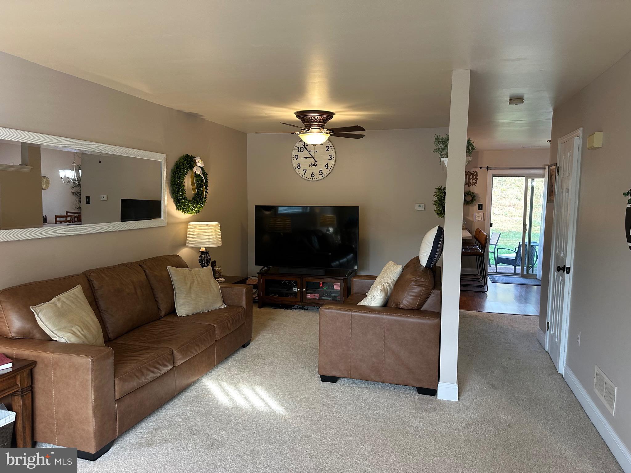 MAPLE GLEN - Residential