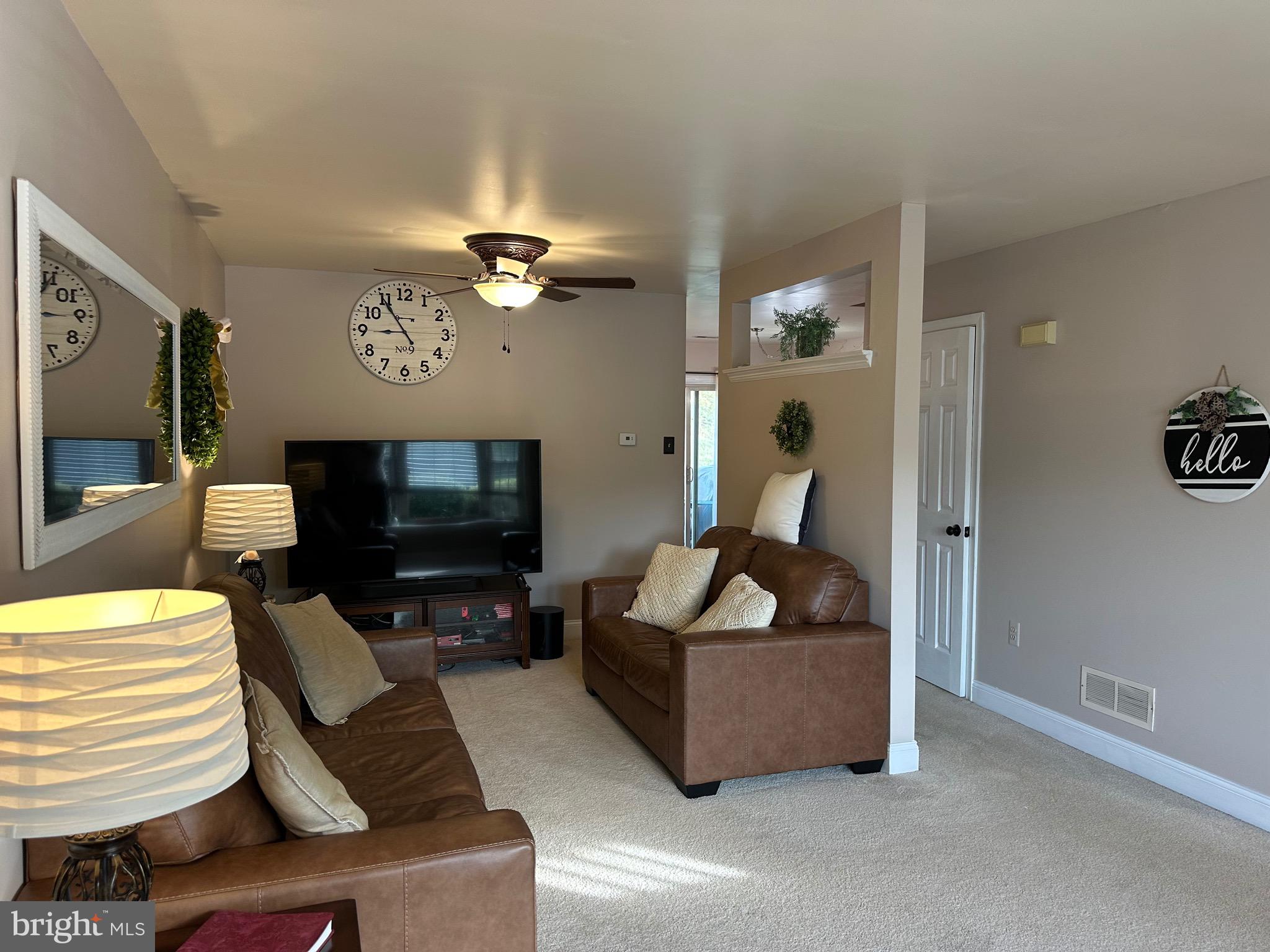 MAPLE GLEN - Residential