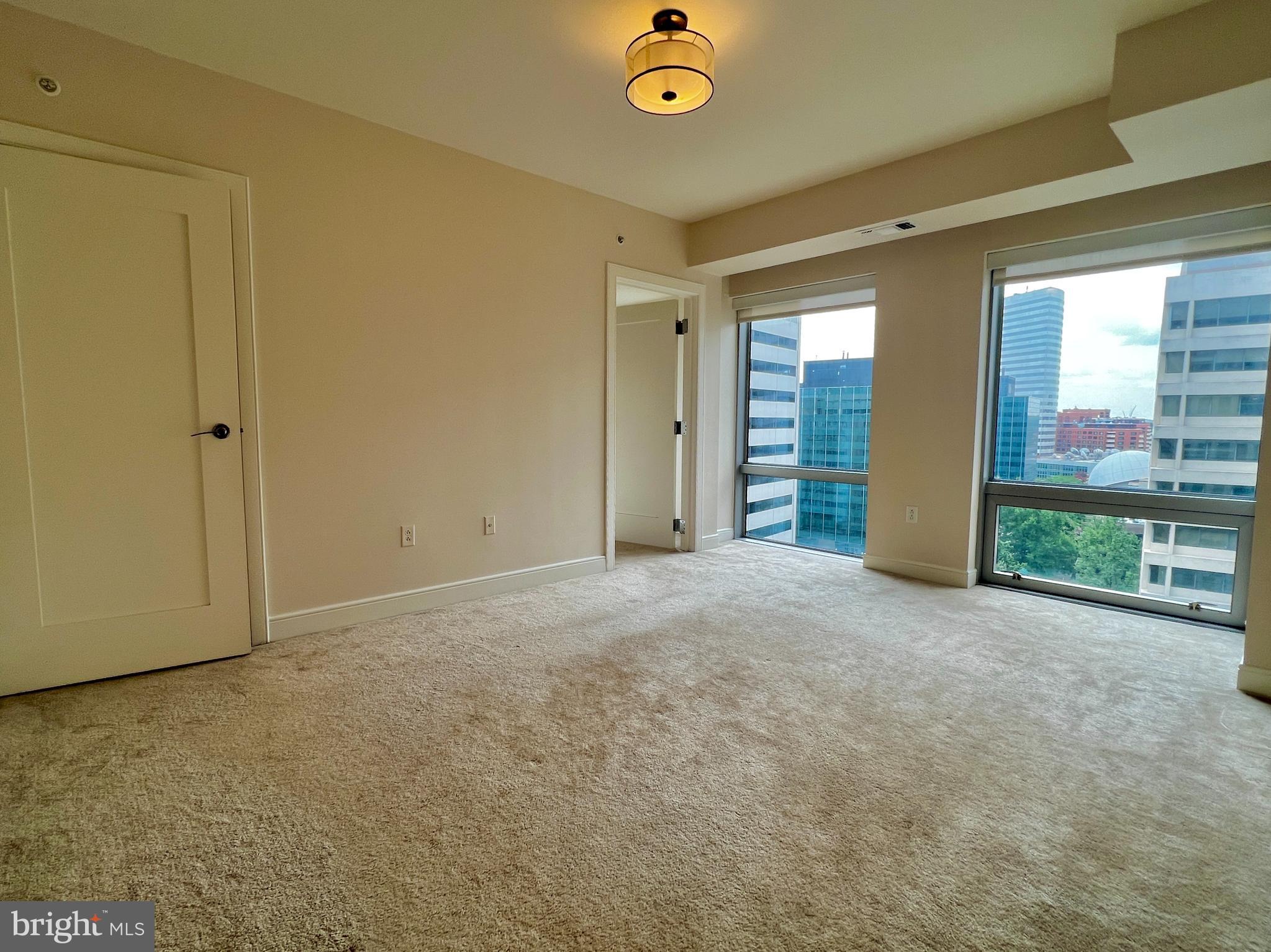 THE WATERVIEW - Residential Lease